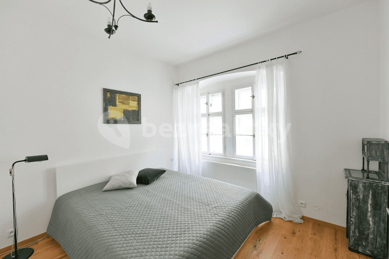 4 bedroom flat to rent, 196 m², Anenská, Prague, Prague