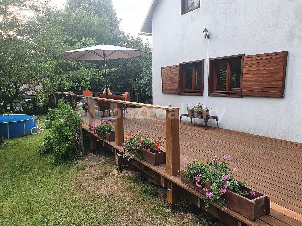 recreational property to rent, 0 m², Branžež, Středočeský Region