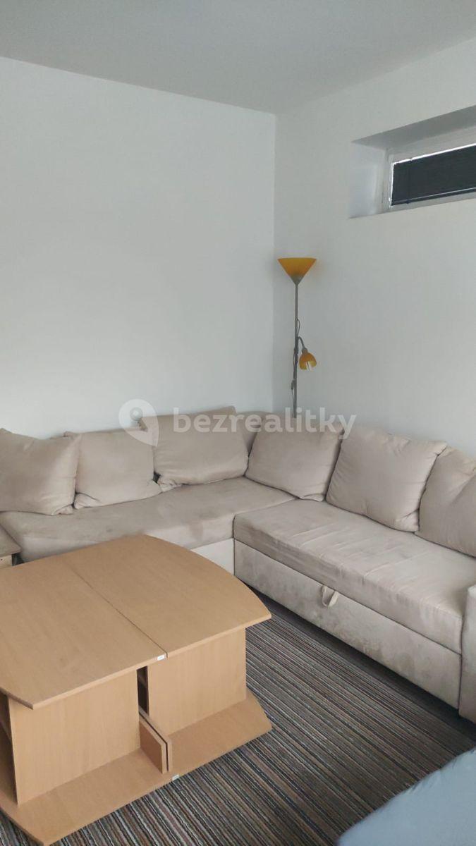 3 bedroom flat to rent, 15 m², Selicharova, Hradec Králové, Královéhradecký Region