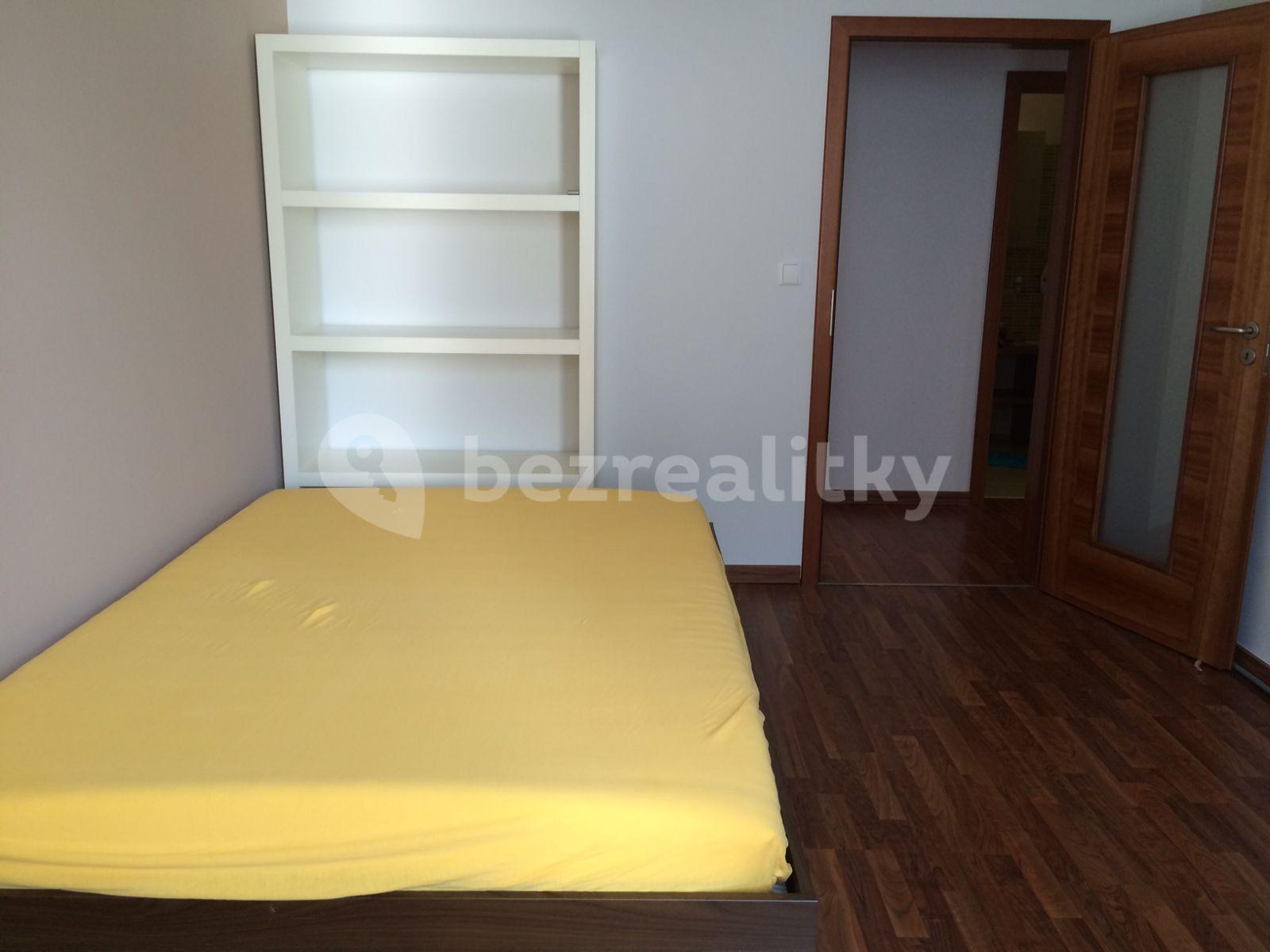 2 bedroom with open-plan kitchen flat to rent, 84 m², Dragounská, Prague, Prague