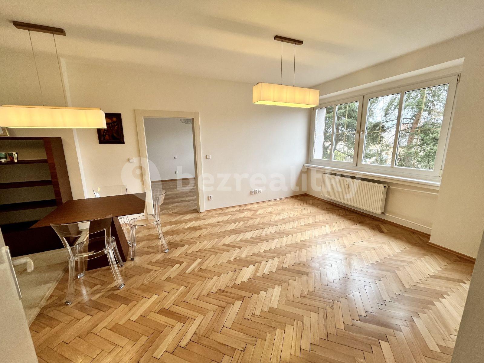 1 bedroom with open-plan kitchen flat to rent, 64 m², Josefa Čapka, Kladno, Středočeský Region