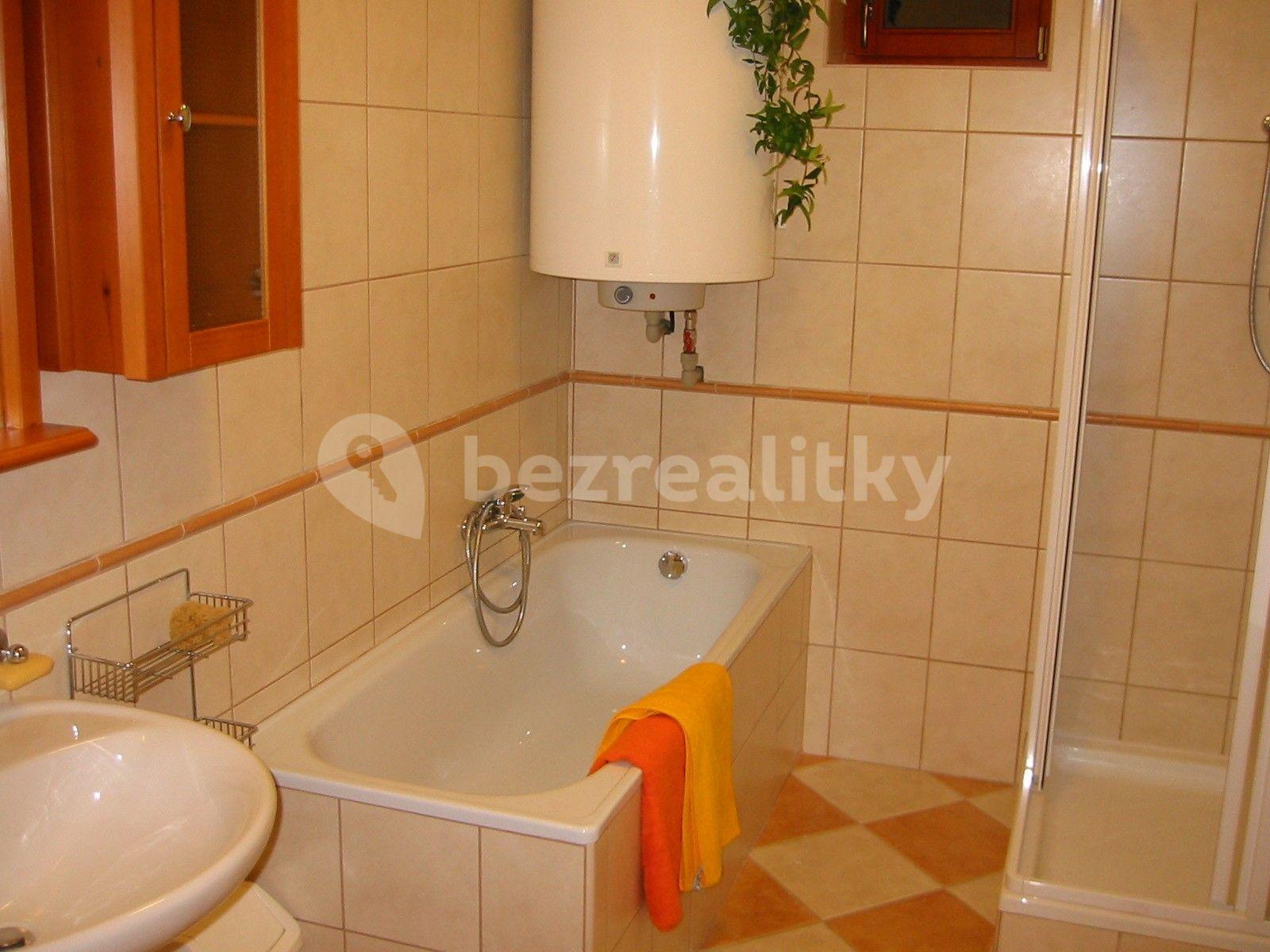 3 bedroom flat to rent, 97 m², Lýskova, Prague, Prague