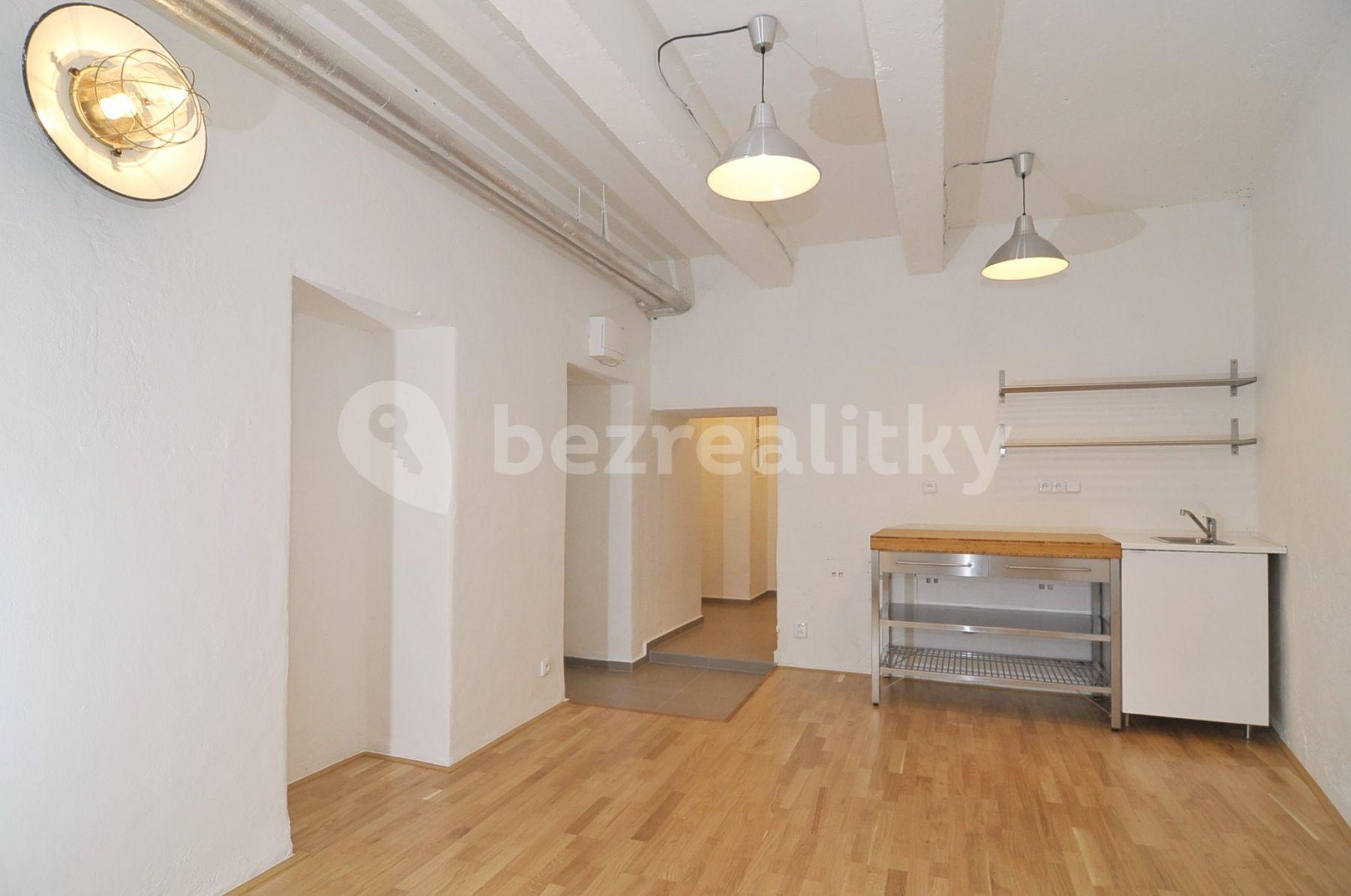 Studio flat to rent, 23 m², Přístavní, Prague, Prague