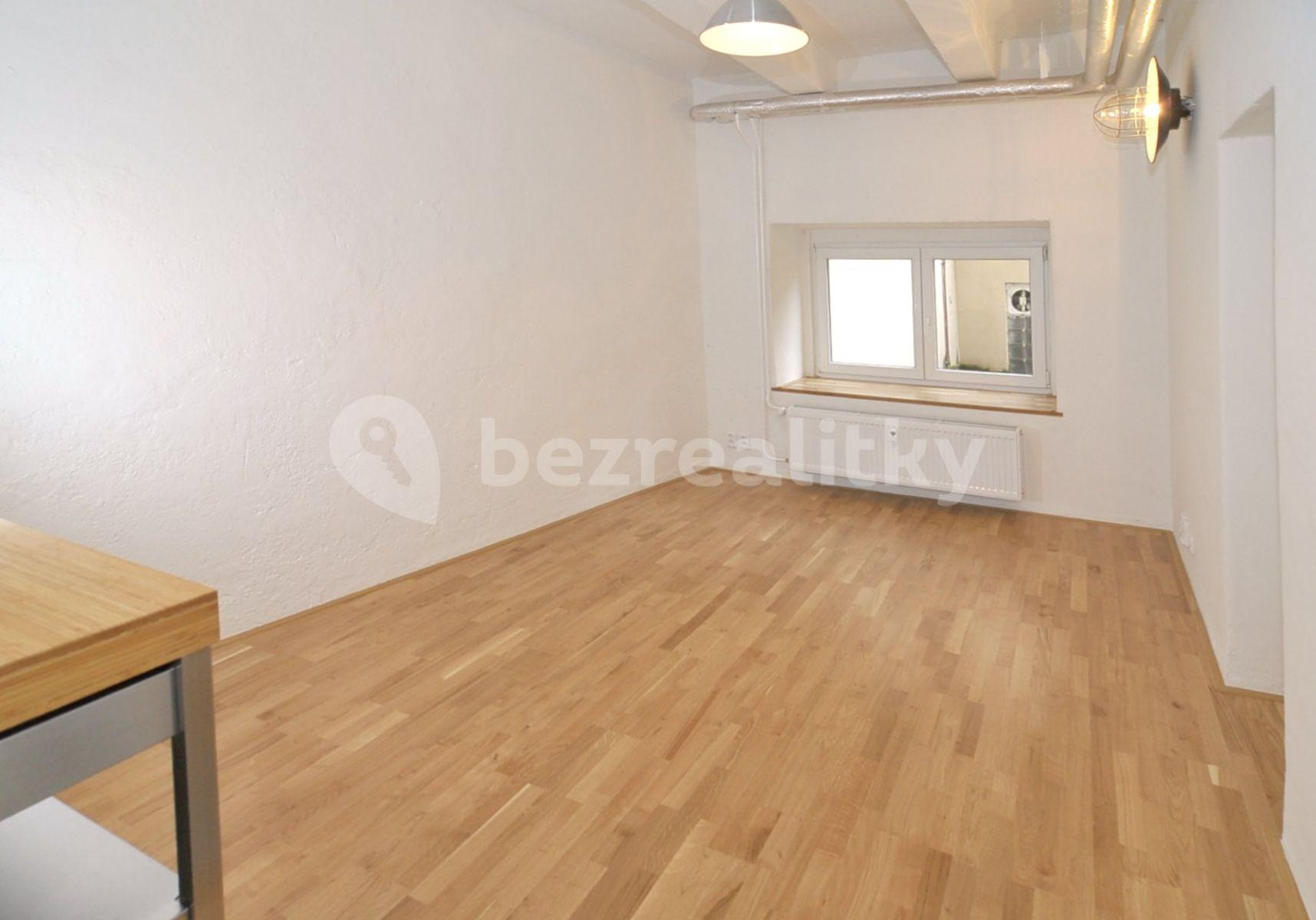 Studio flat to rent, 23 m², Přístavní, Prague, Prague