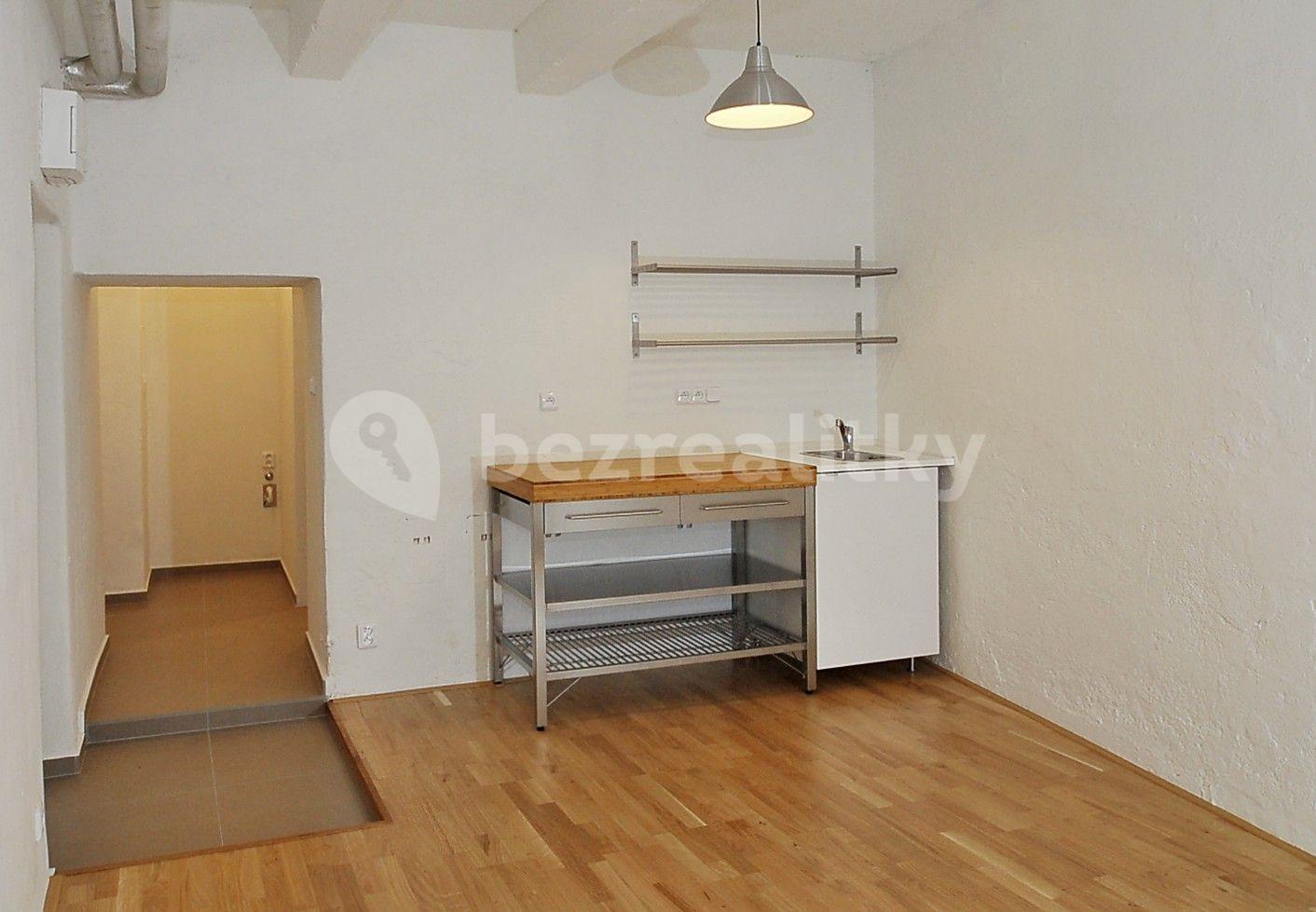 Studio flat to rent, 23 m², Přístavní, Prague, Prague