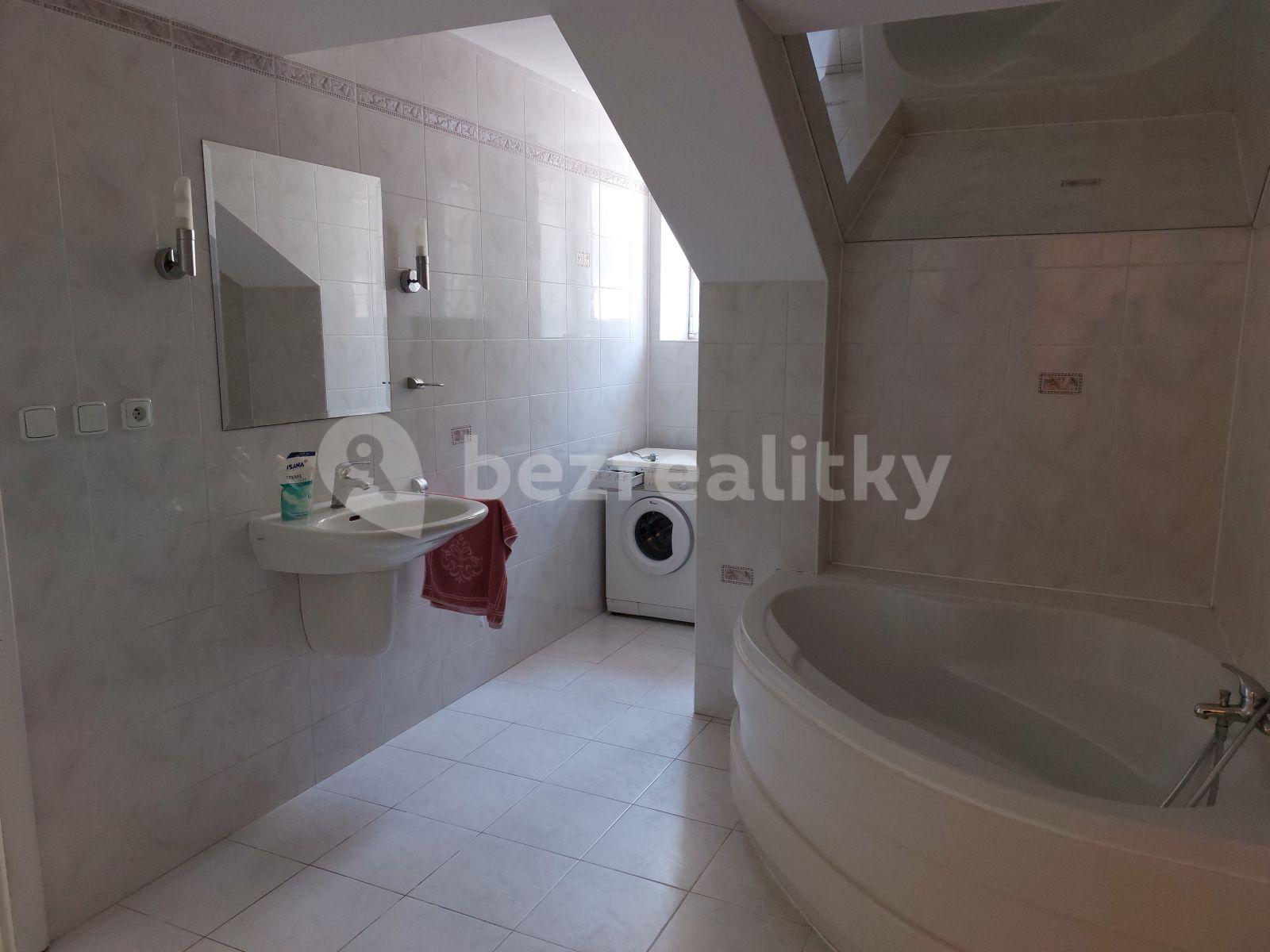 2 bedroom flat to rent, 71 m², Pravoúhlá, Prague, Prague