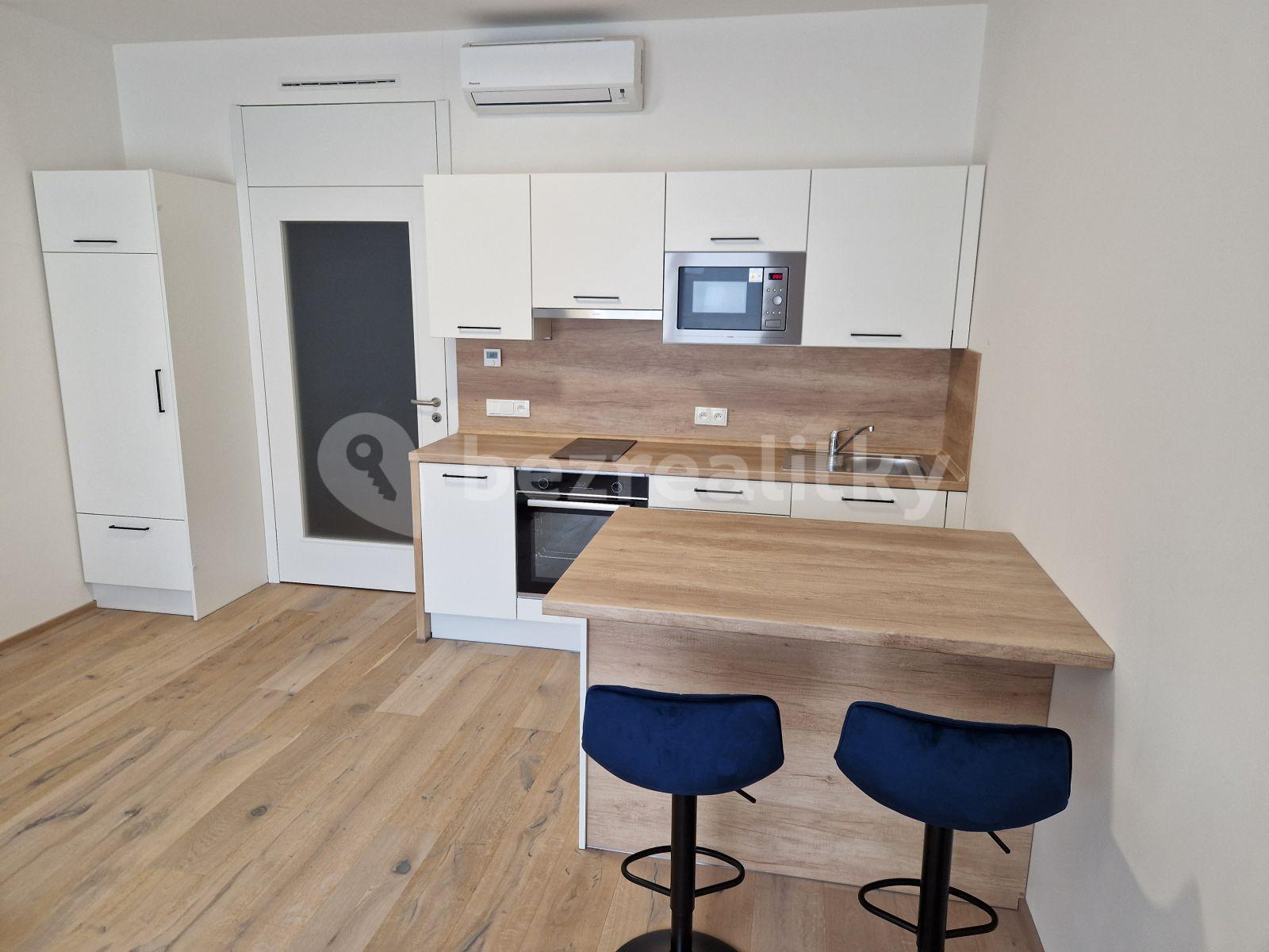 Studio flat to rent, 36 m², Prague, Prague