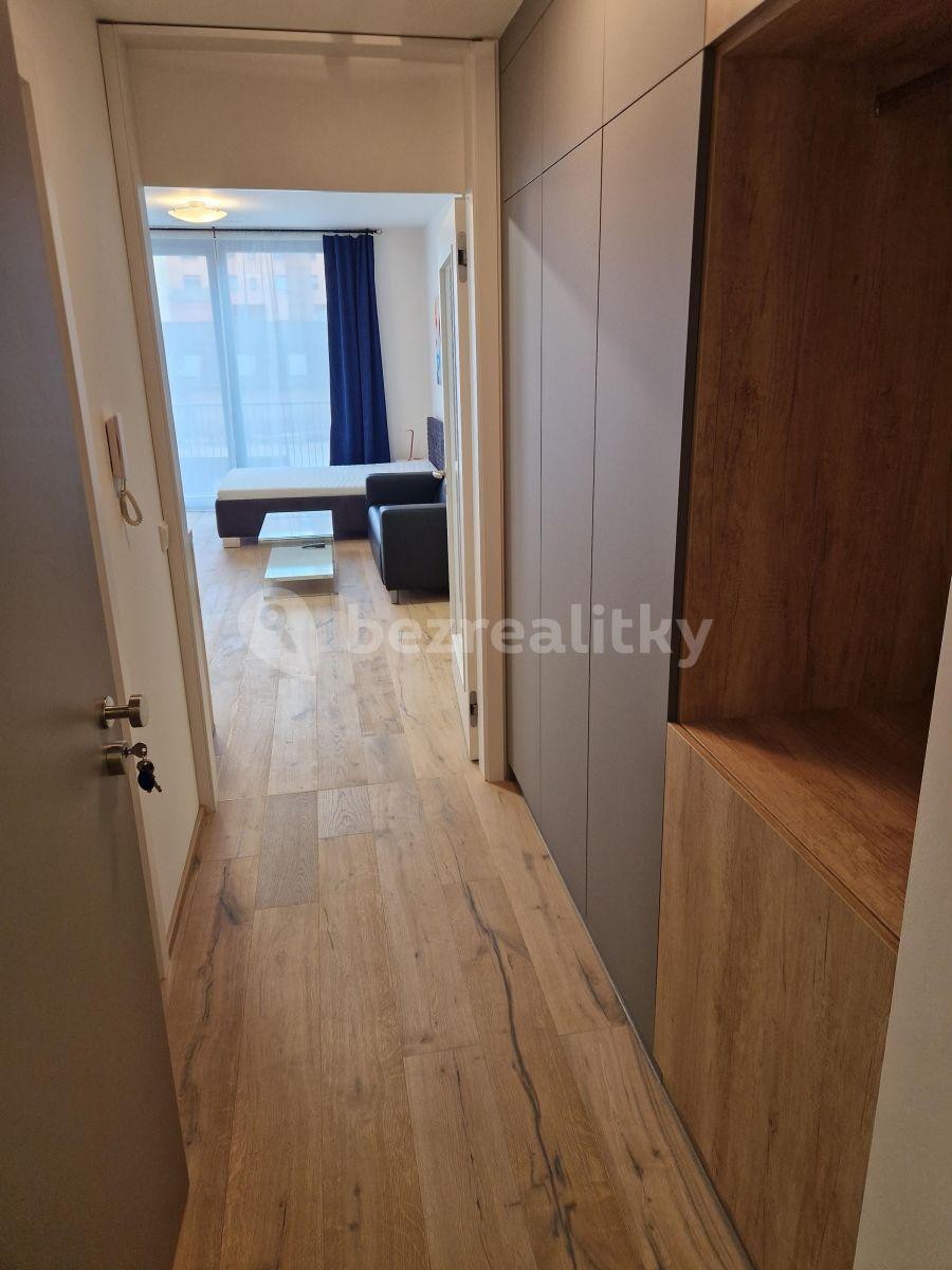 Studio flat to rent, 36 m², Prague, Prague