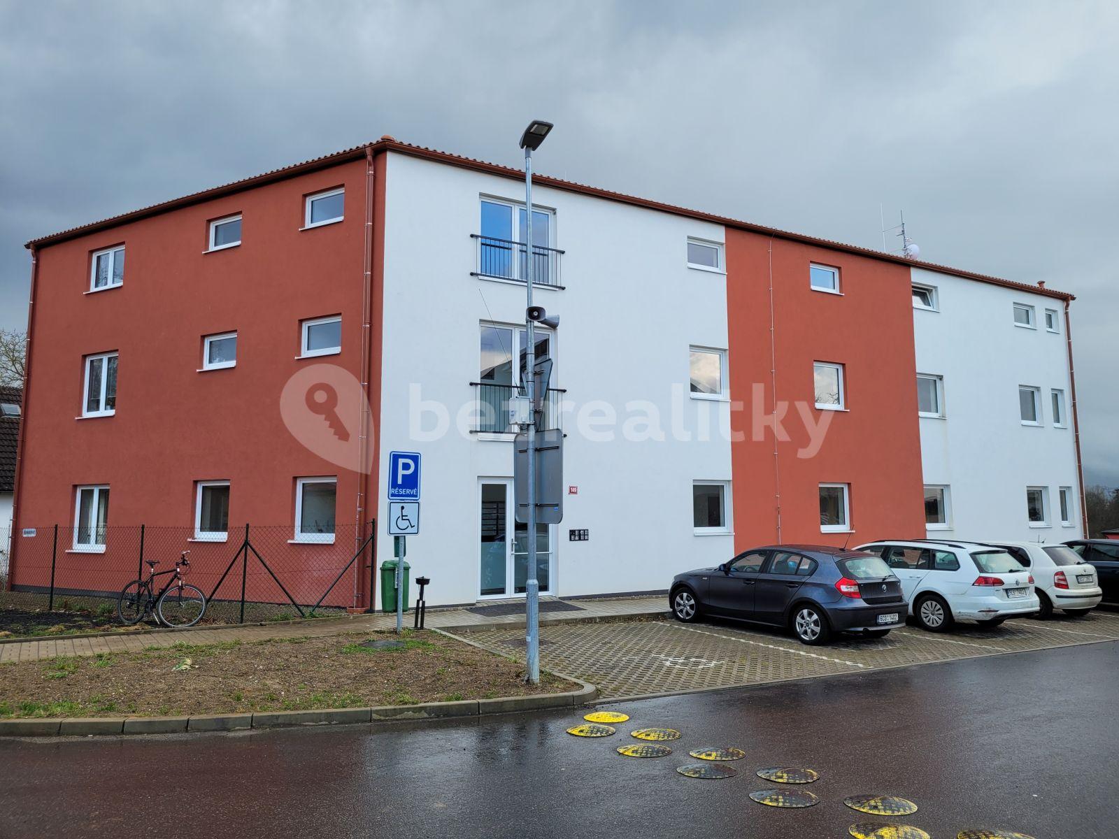 Studio flat to rent, 24 m², Škvorec, Středočeský Region