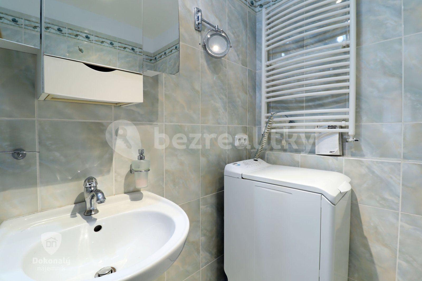 3 bedroom flat to rent, 78 m², Dreyerova, Prague, Prague