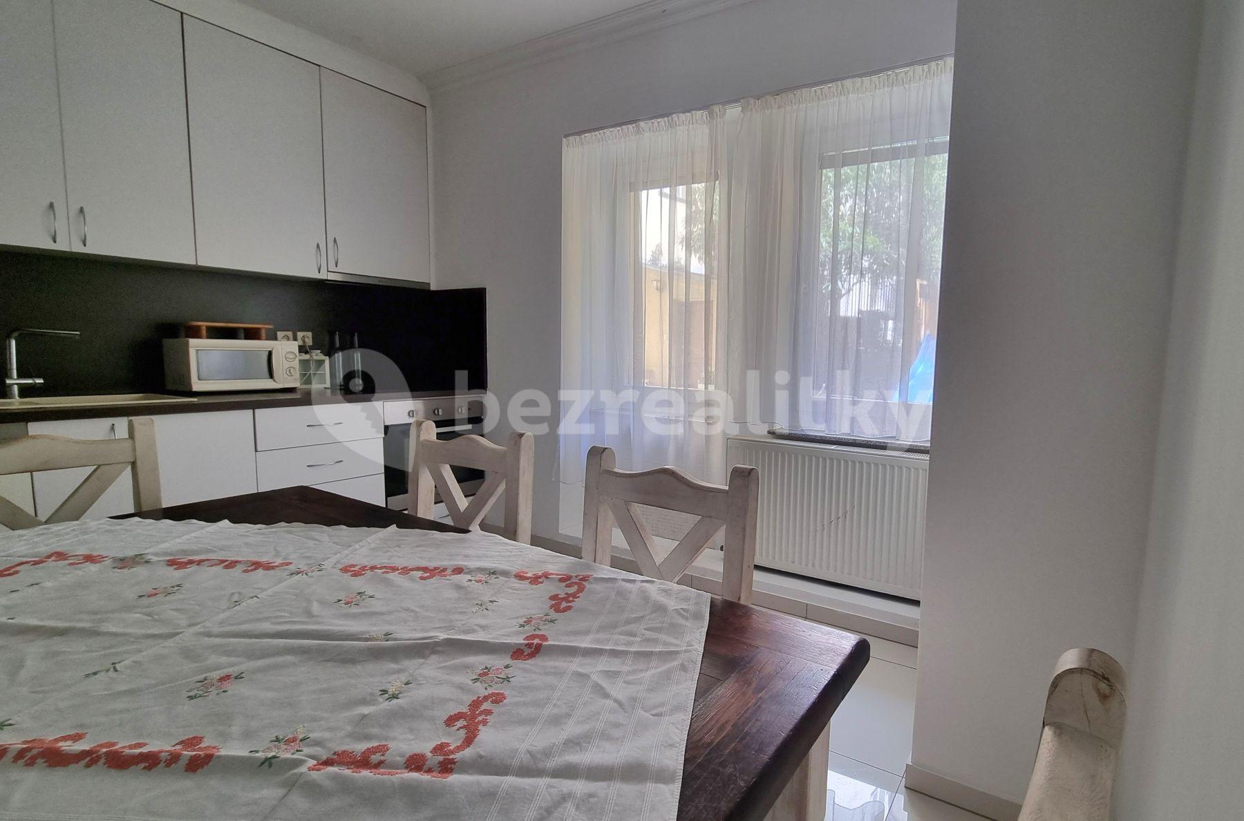 3 bedroom flat to rent, 95 m², Kozia, Bratislava - mestská časť Staré Mesto, Bratislavský Region