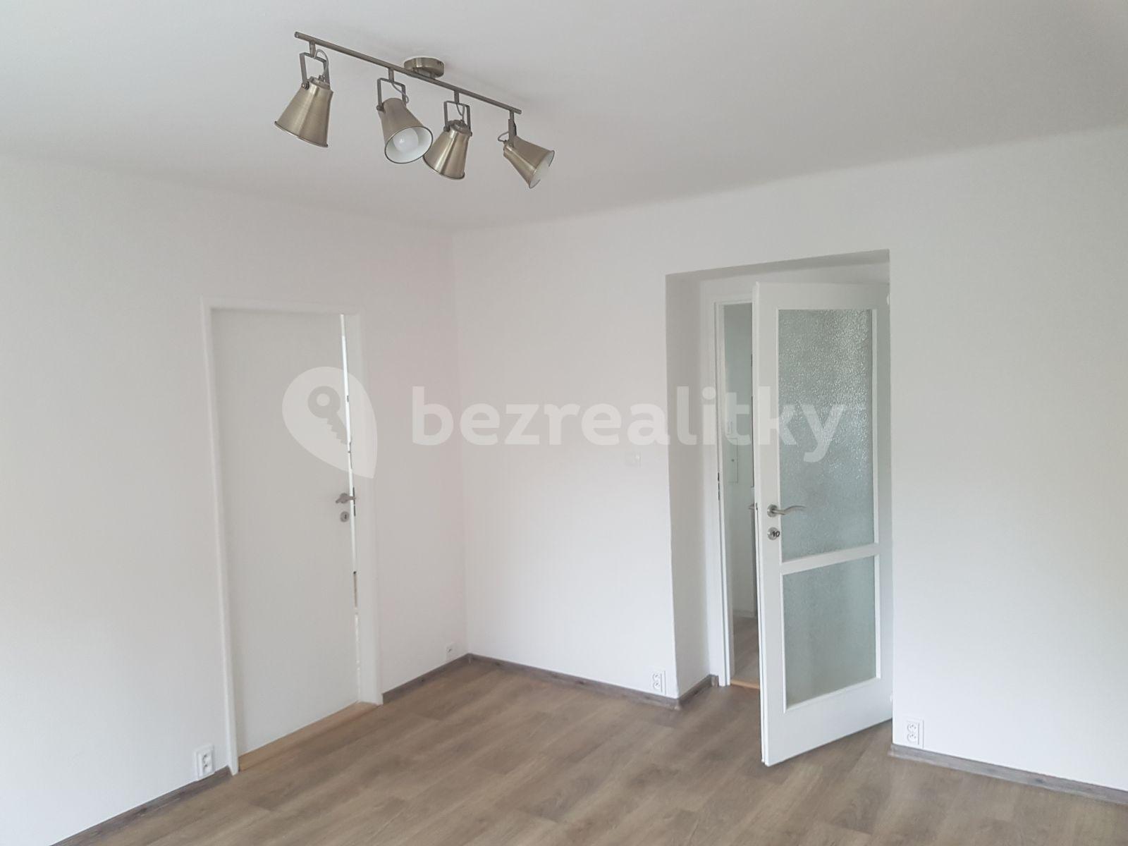 2 bedroom flat to rent, 56 m², Leoše Janáčka, Jihlava, Vysočina Region