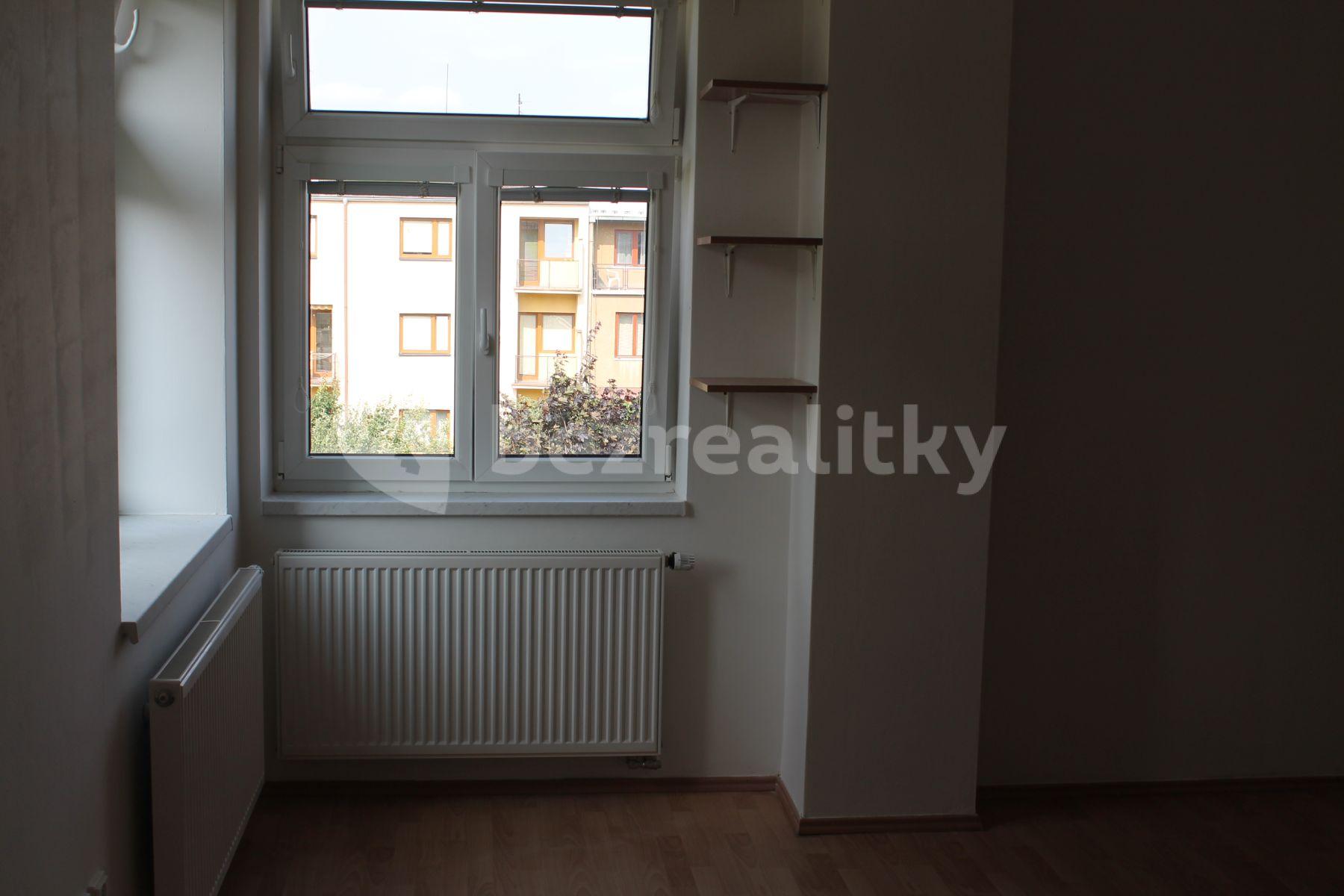 1 bedroom with open-plan kitchen flat to rent, 40 m², Banskobystrická, Brno, Jihomoravský Region