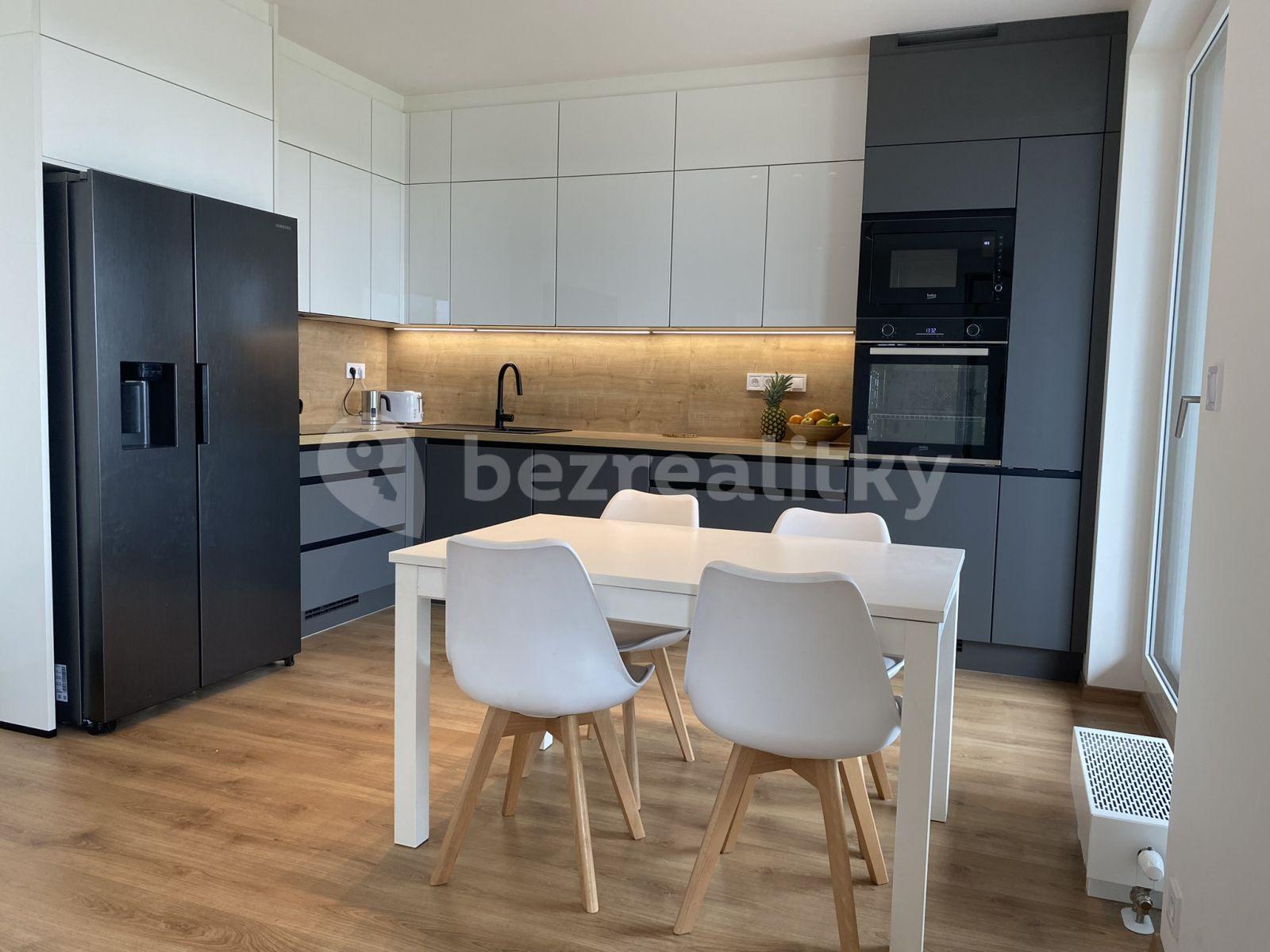 2 bedroom with open-plan kitchen flat to rent, 97 m², Kaliberové, Prague, Prague