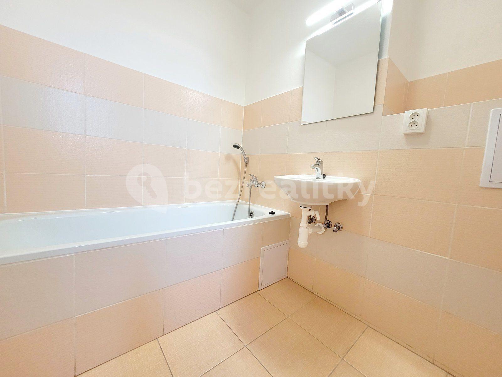 3 bedroom flat to rent, 68 m², Šenovská, Havířov, Moravskoslezský Region