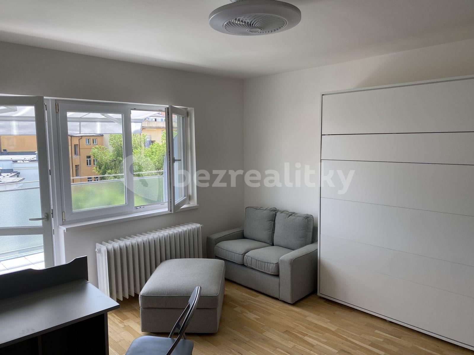 Studio flat to rent, 26 m², U Nikolajky, Prague, Prague