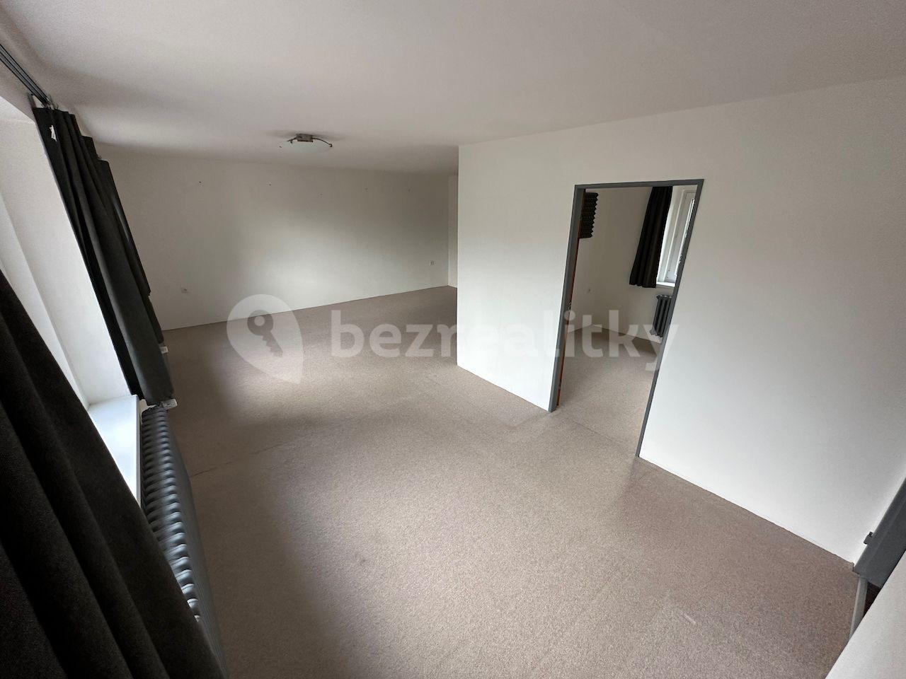 1 bedroom with open-plan kitchen flat to rent, 64 m², Hálkova, Úvaly, Středočeský Region