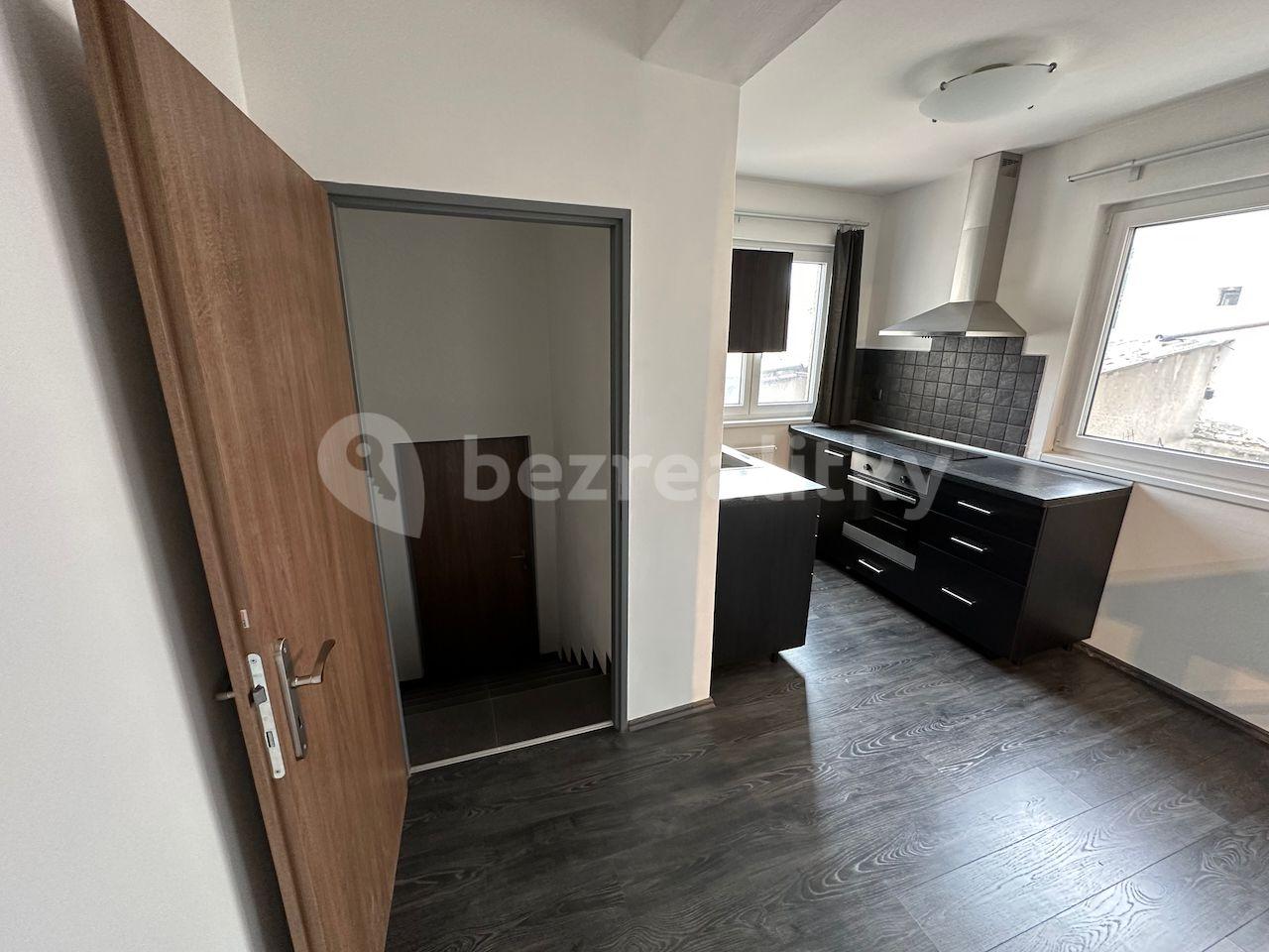 1 bedroom with open-plan kitchen flat to rent, 64 m², Hálkova, Úvaly, Středočeský Region