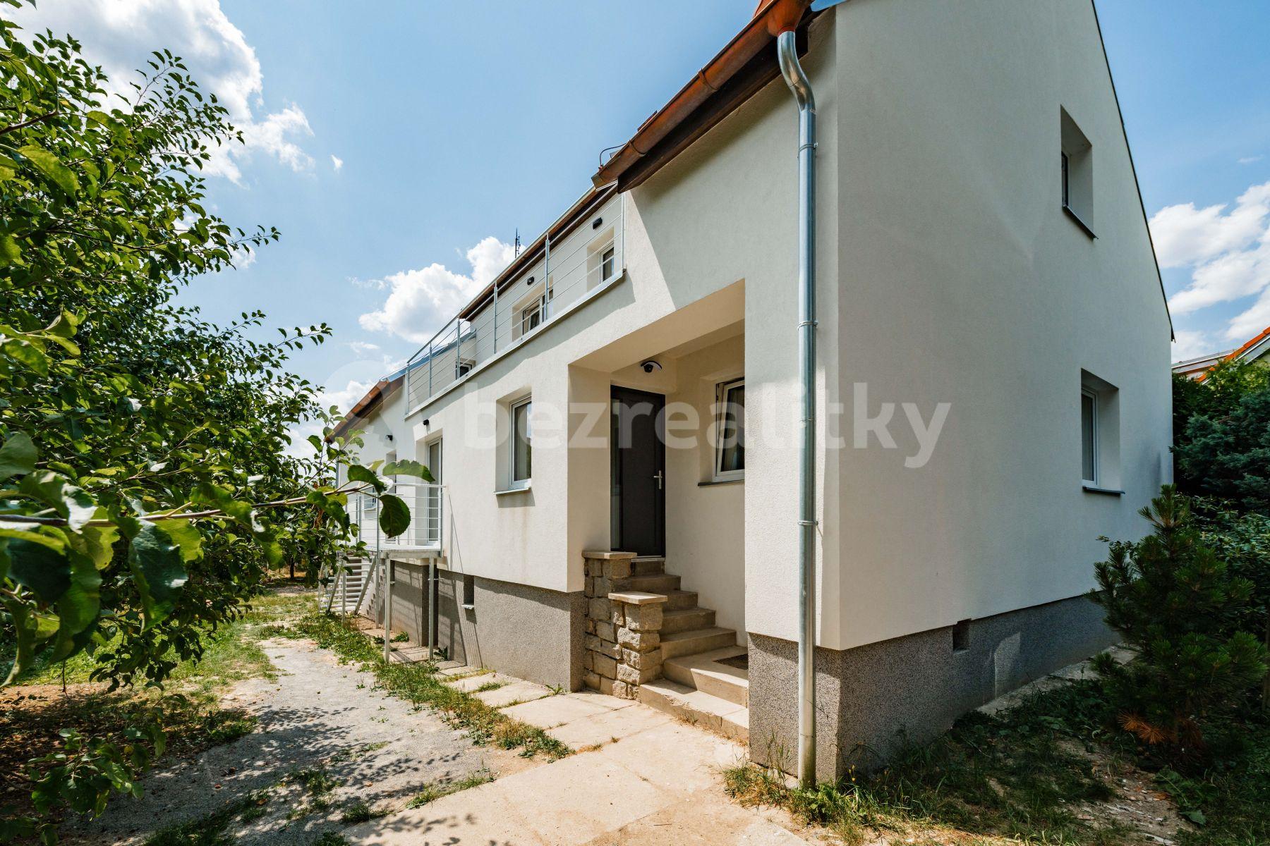 2 bedroom with open-plan kitchen flat to rent, 59 m², Strkovská, Planá nad Lužnicí, Jihočeský Region