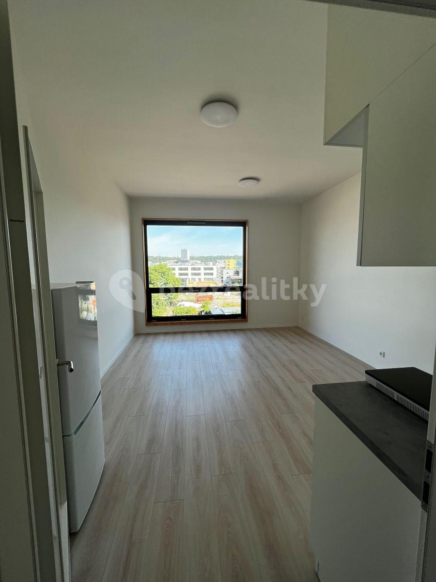 Studio flat to rent, 31 m², Poděbradská, Prague, Prague