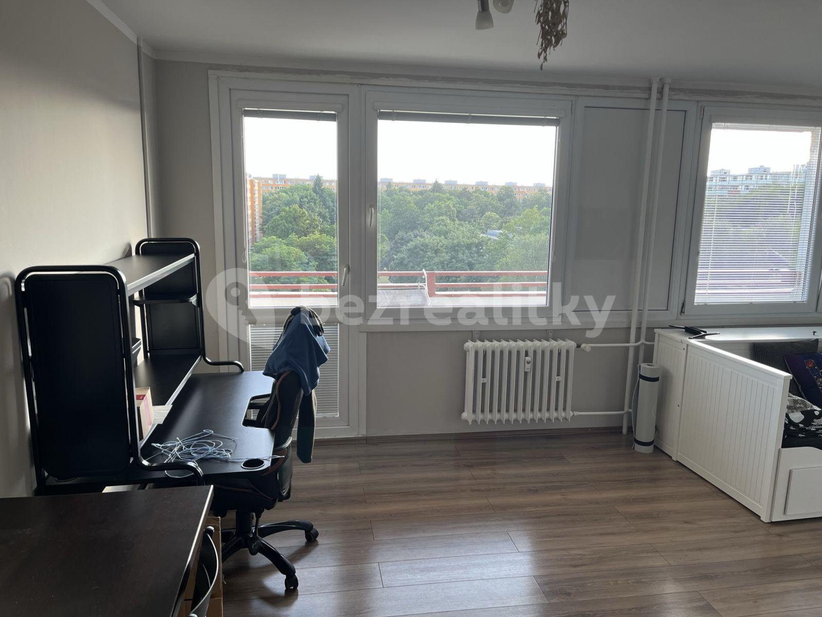 Studio flat to rent, 35 m², Vysočanská, Prague, Prague