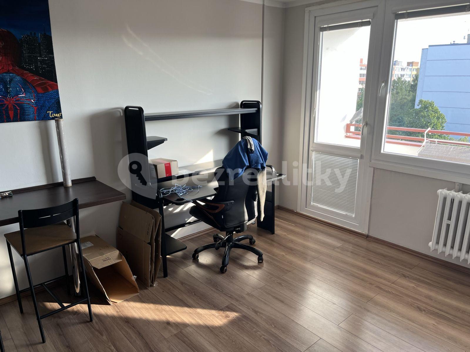 Studio flat to rent, 35 m², Vysočanská, Prague, Prague