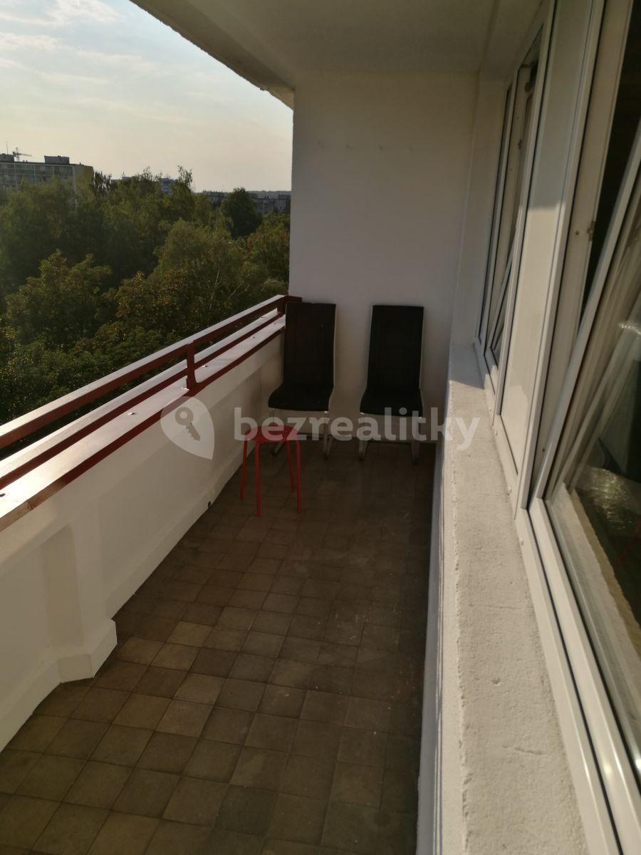 Studio flat to rent, 35 m², Vysočanská, Prague, Prague