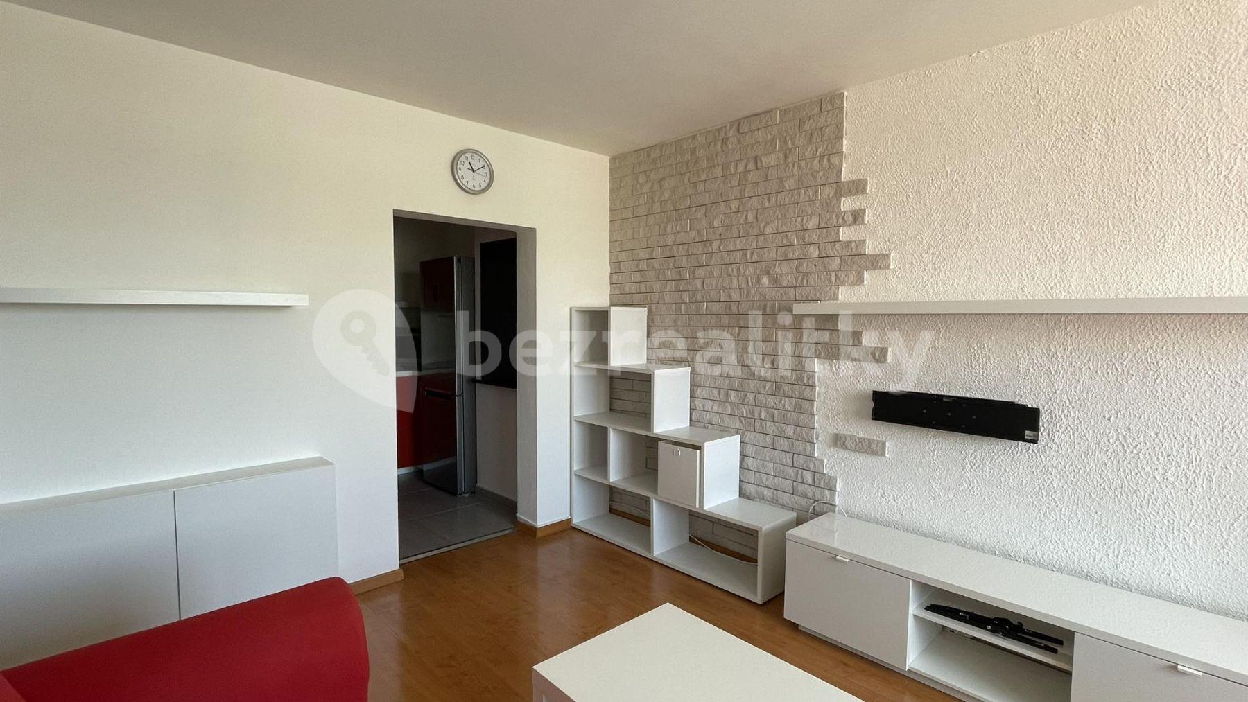 1 bedroom with open-plan kitchen flat to rent, 42 m², Růženínská, Prague, Prague