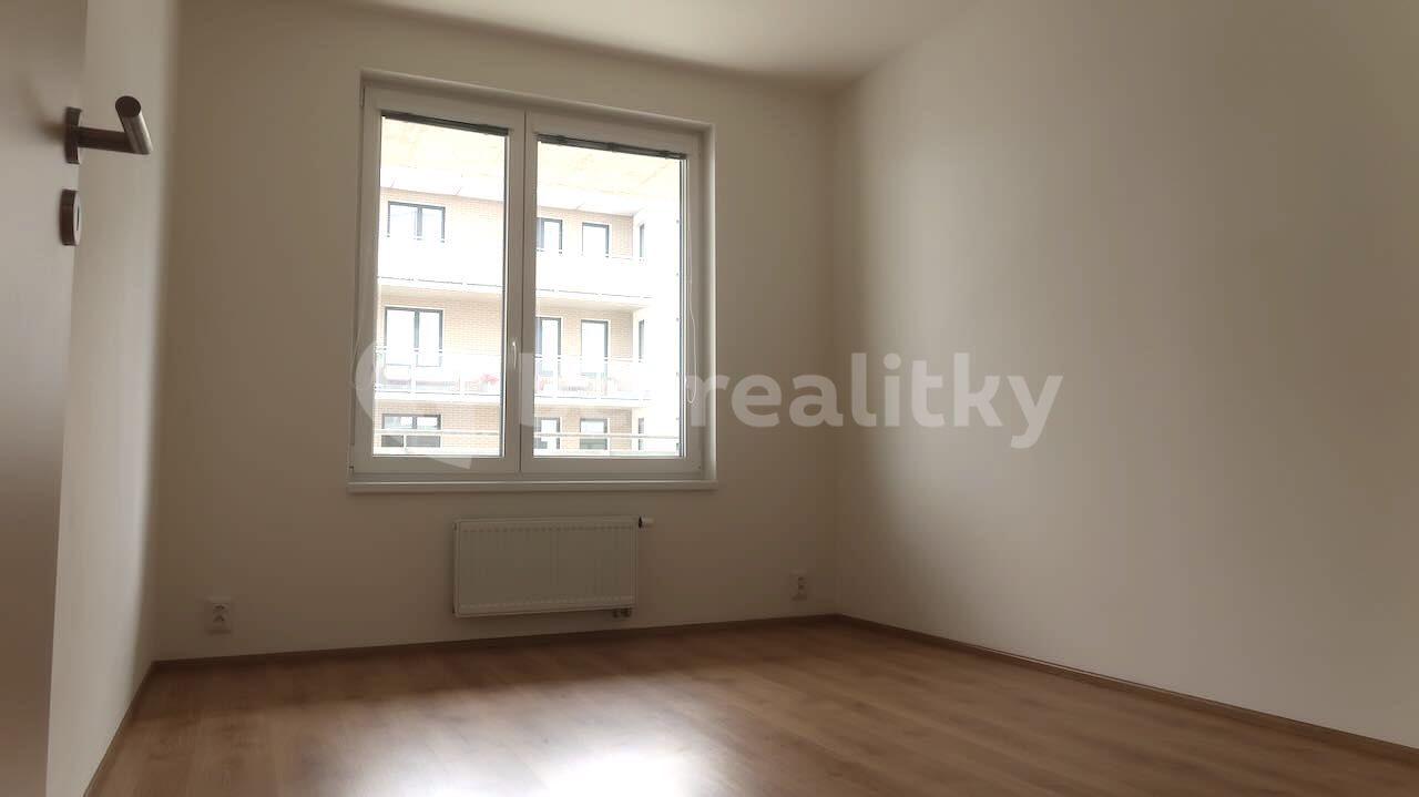 2 bedroom with open-plan kitchen flat to rent, 77 m², Čerpadlová, Prague, Prague