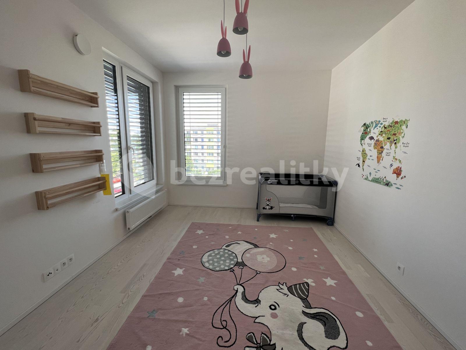 2 bedroom with open-plan kitchen flat to rent, 71 m², Wassermannova, Prague, Prague