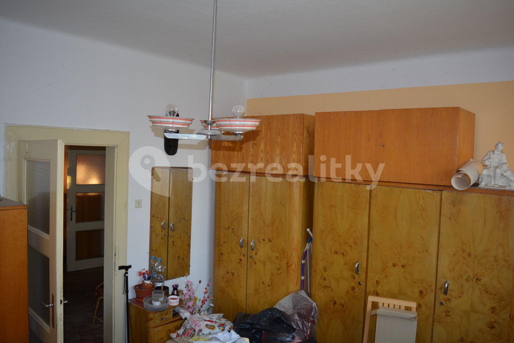 house for sale, 200 m², Zdenky Havlíčkové, Rakovník, Středočeský Region