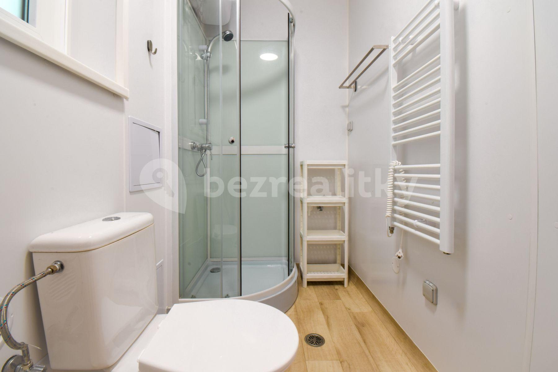 Studio flat to rent, 17 m², Hybešova, Brno, Jihomoravský Region