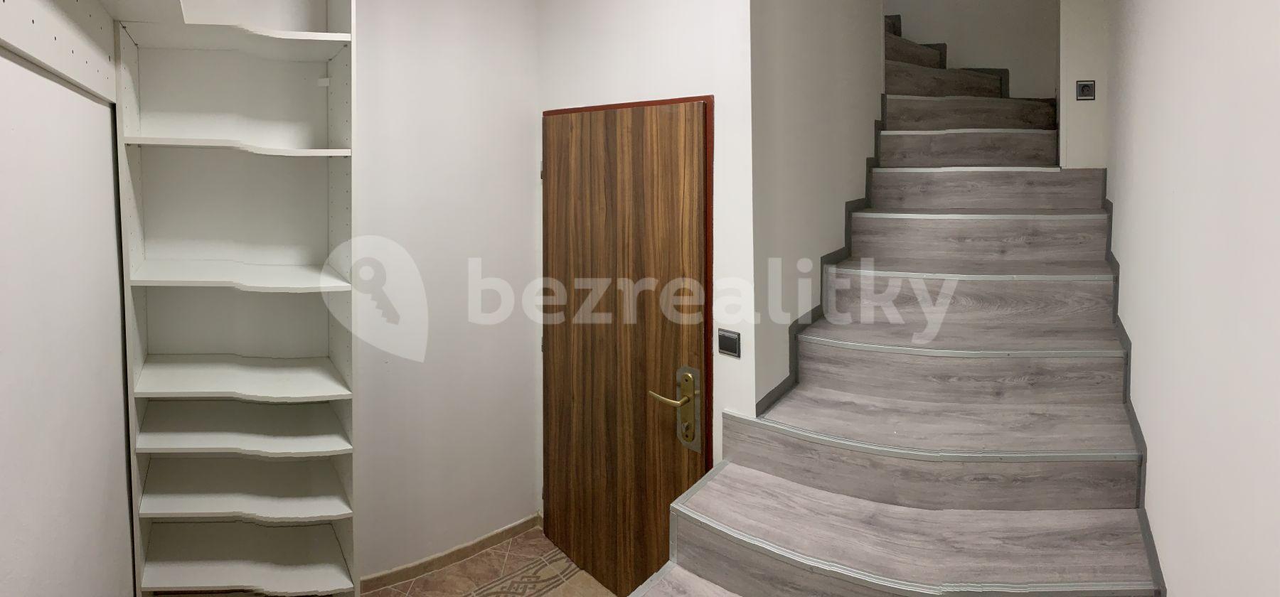 3 bedroom flat to rent, 80 m², Závodského, Brno, Jihomoravský Region