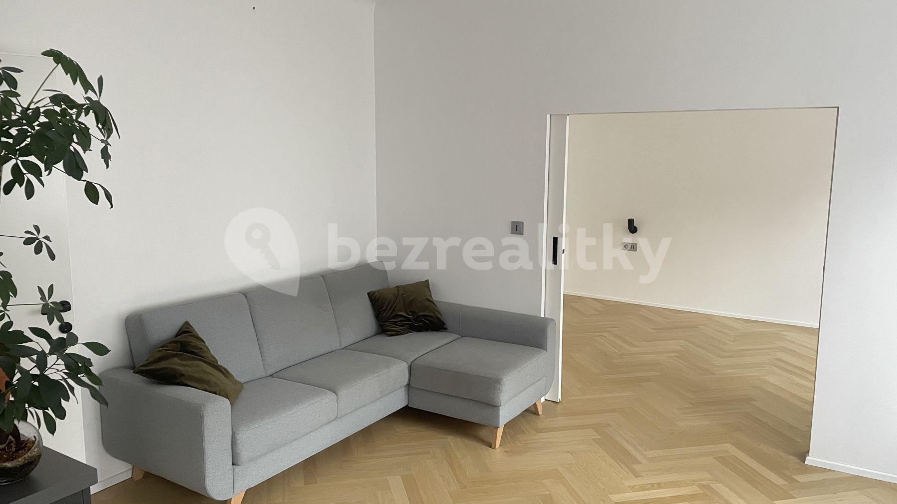 1 bedroom with open-plan kitchen flat to rent, 52 m², Šmeralova, Prague, Prague