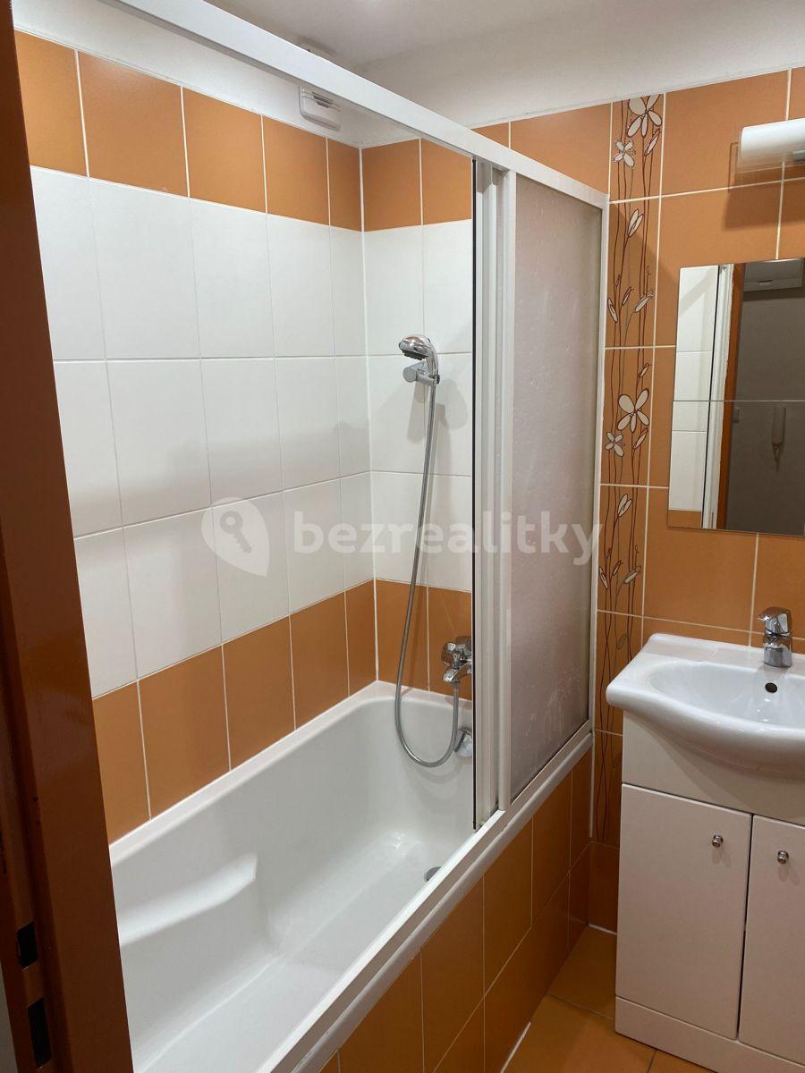 3 bedroom flat to rent, 63 m², Výškovická, Ostrava, Moravskoslezský Region