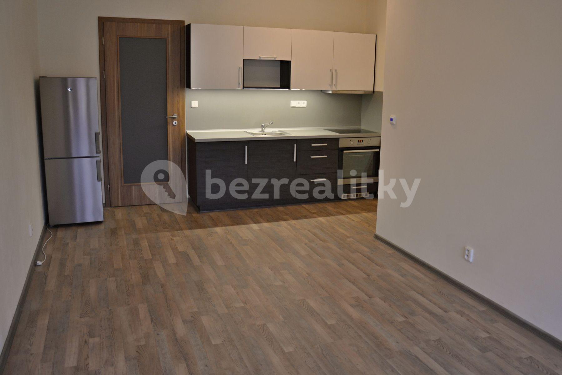 Studio flat to rent, 33 m², Václavská, Kolín, Středočeský Region