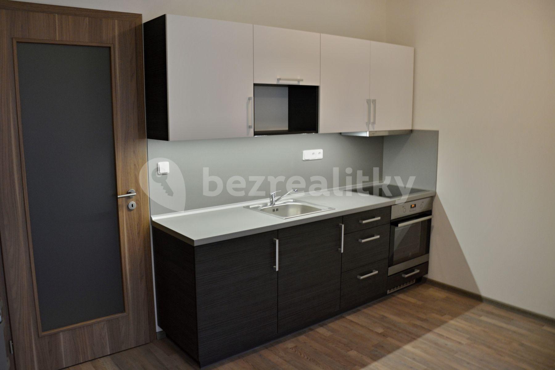 Studio flat to rent, 33 m², Václavská, Kolín, Středočeský Region