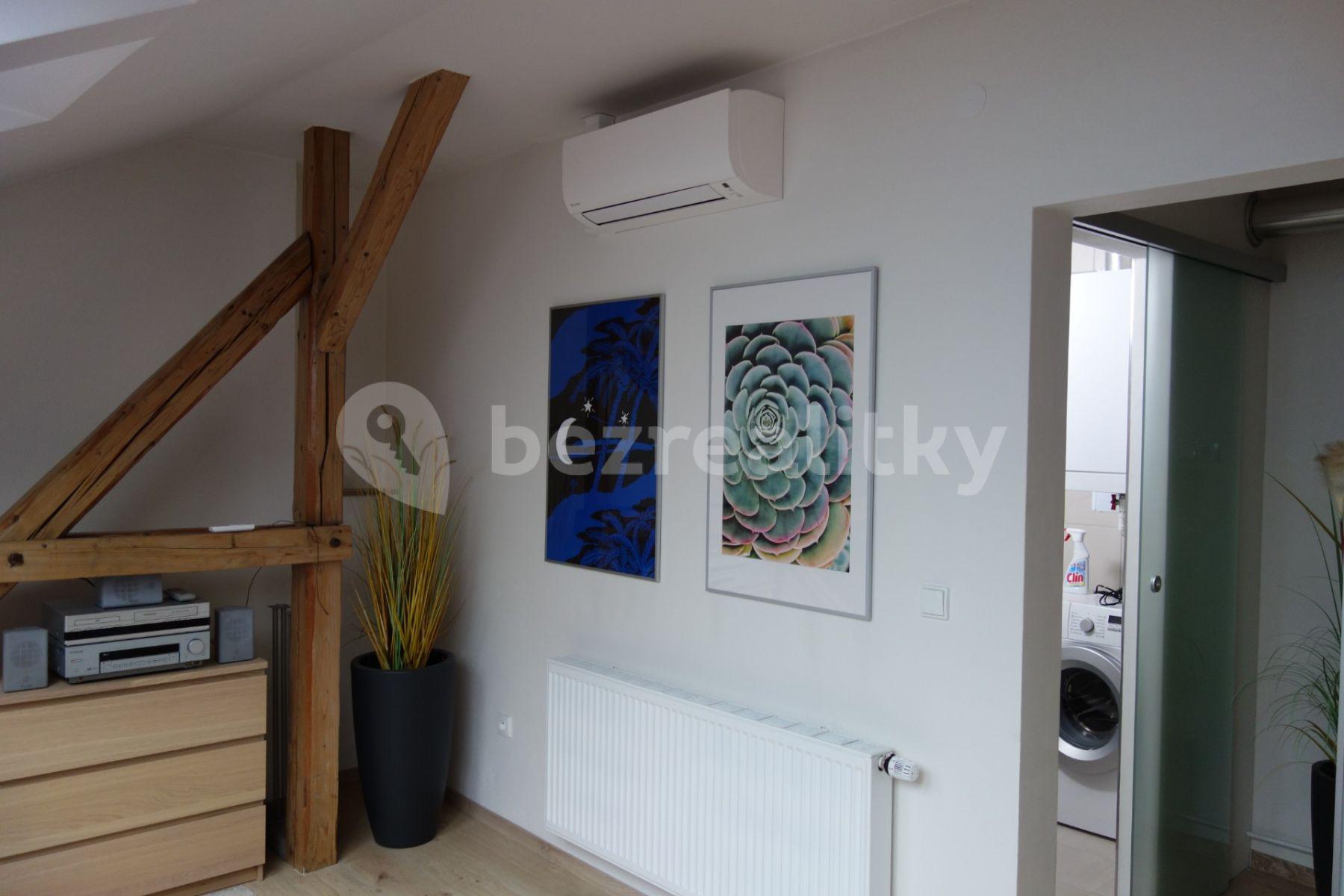 2 bedroom flat to rent, 65 m², náměstí Generála Svobody, Ostrava, Moravskoslezský Region