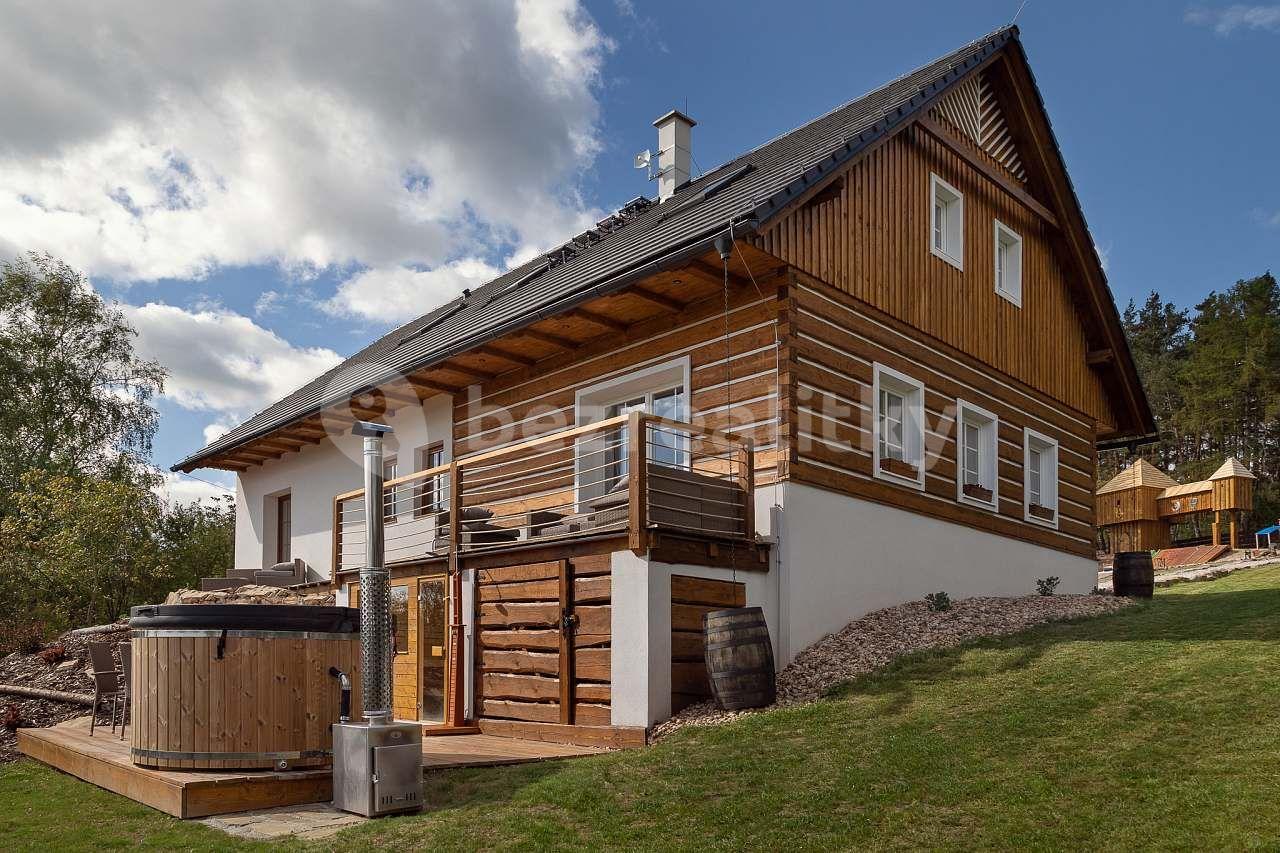 recreational property to rent, 0 m², Podhorní Újezd a Vojice, Královéhradecký Region