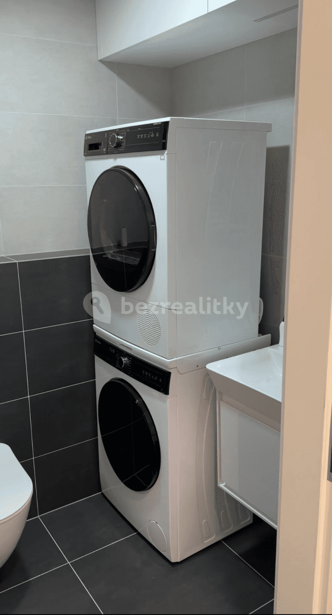 Studio flat to rent, 20 m², Mozartova, Prague, Prague