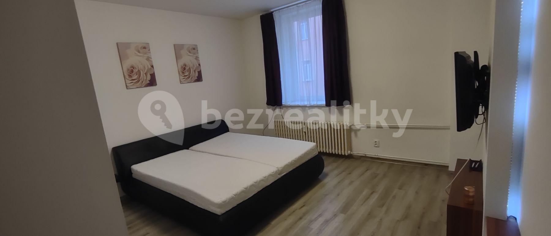 1 bedroom with open-plan kitchen flat to rent, 63 m², K. Čapka, Karlovy Vary, Karlovarský Region