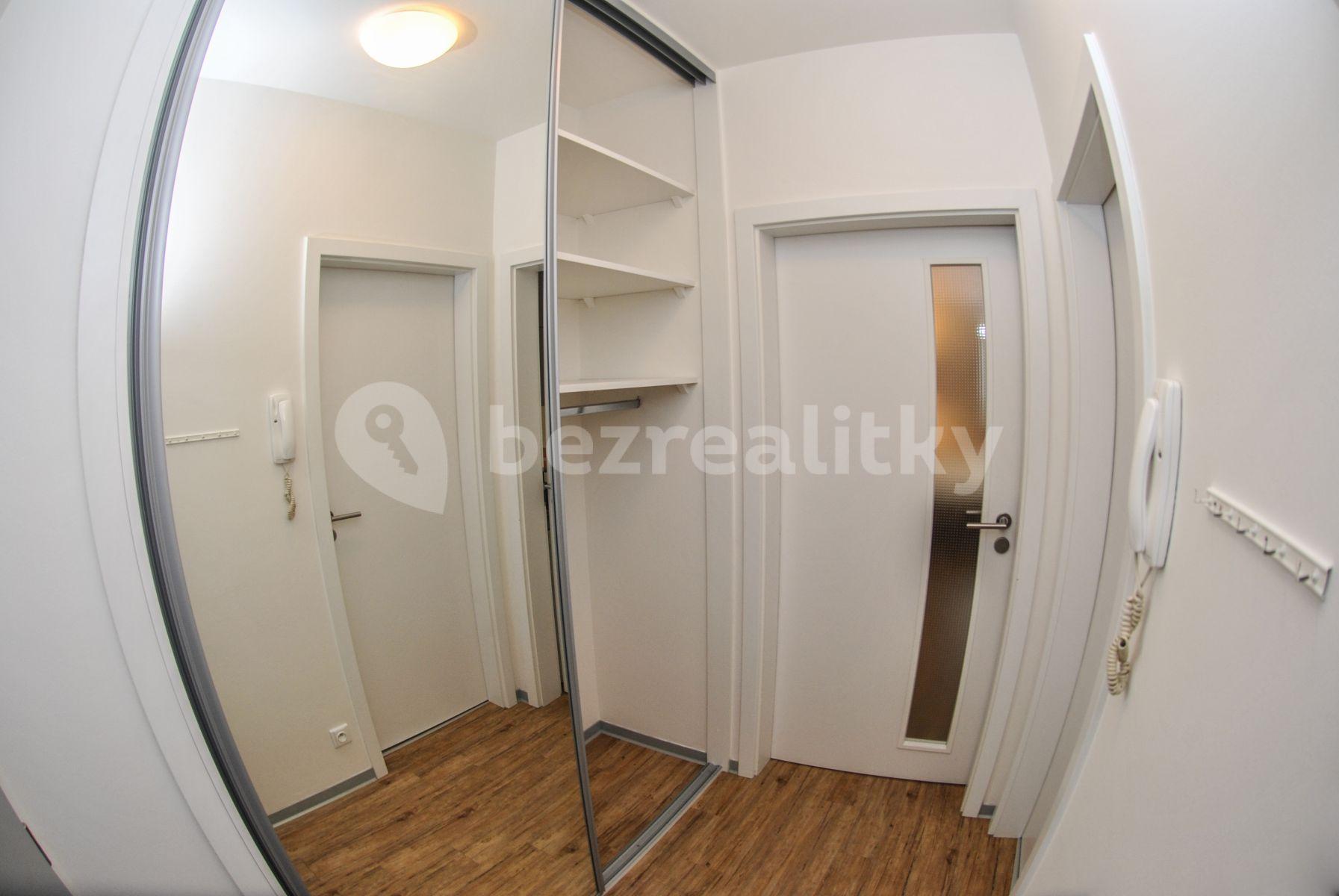 Studio flat to rent, 33 m², Kovářská, Brno, Jihomoravský Region