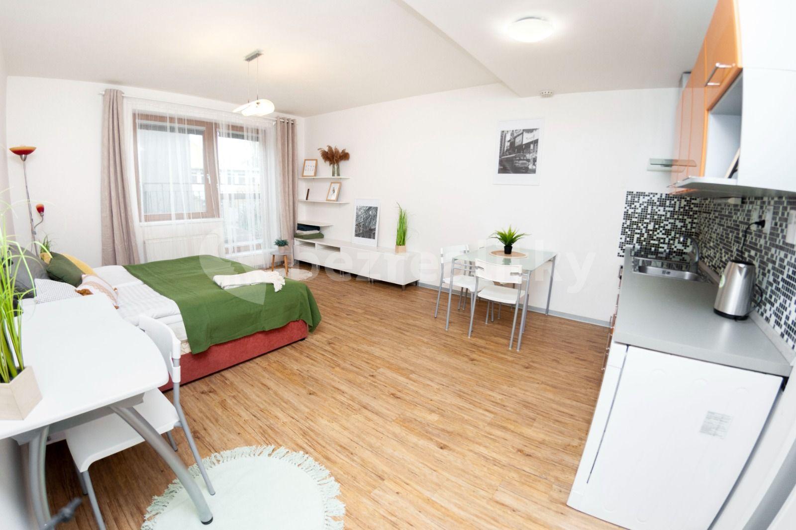 Studio flat to rent, 33 m², Kovářská, Brno, Jihomoravský Region