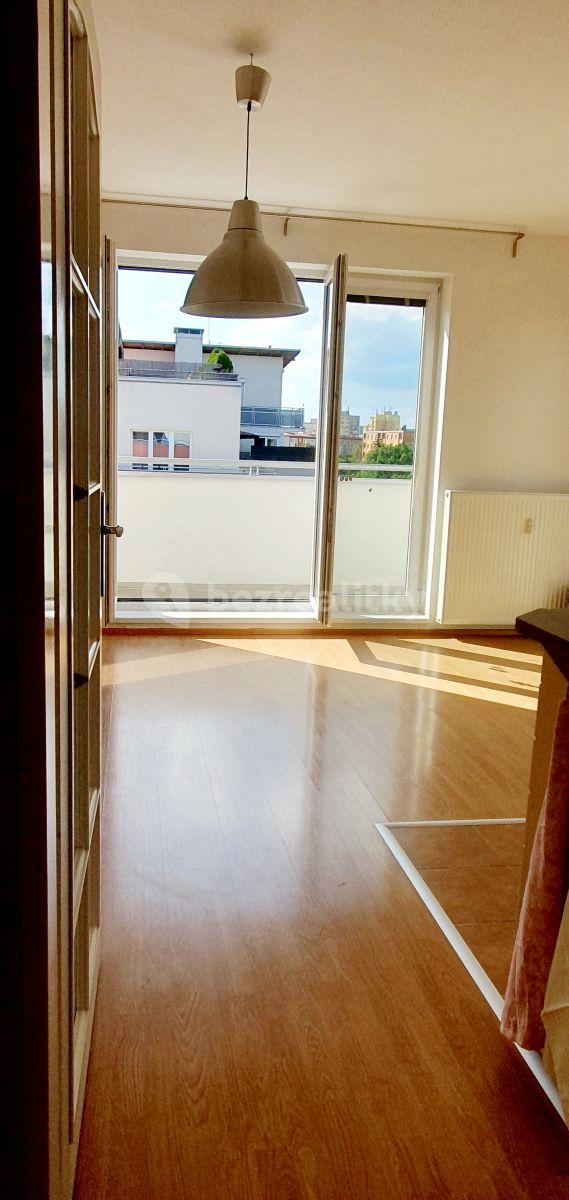 1 bedroom with open-plan kitchen flat to rent, 52 m², Mikanova, Prague, Prague