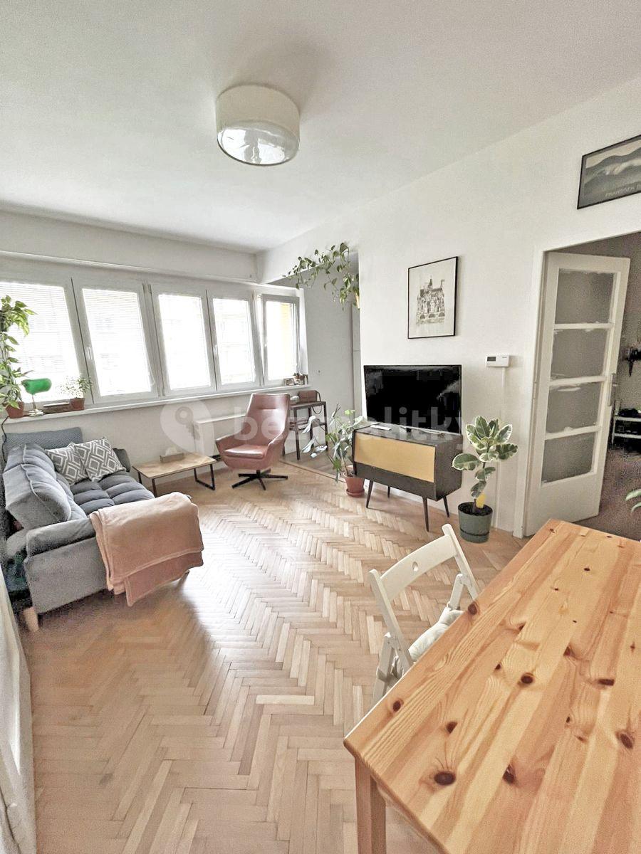 1 bedroom with open-plan kitchen flat to rent, 56 m², U Městských domů, Prague, Prague