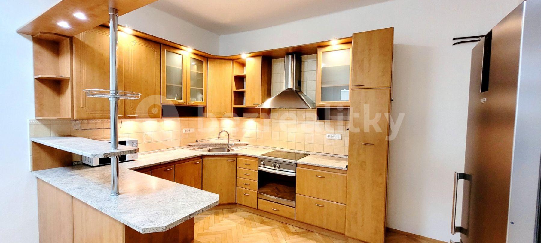 2 bedroom with open-plan kitchen flat to rent, 102 m², Starokošířská, Prague, Prague