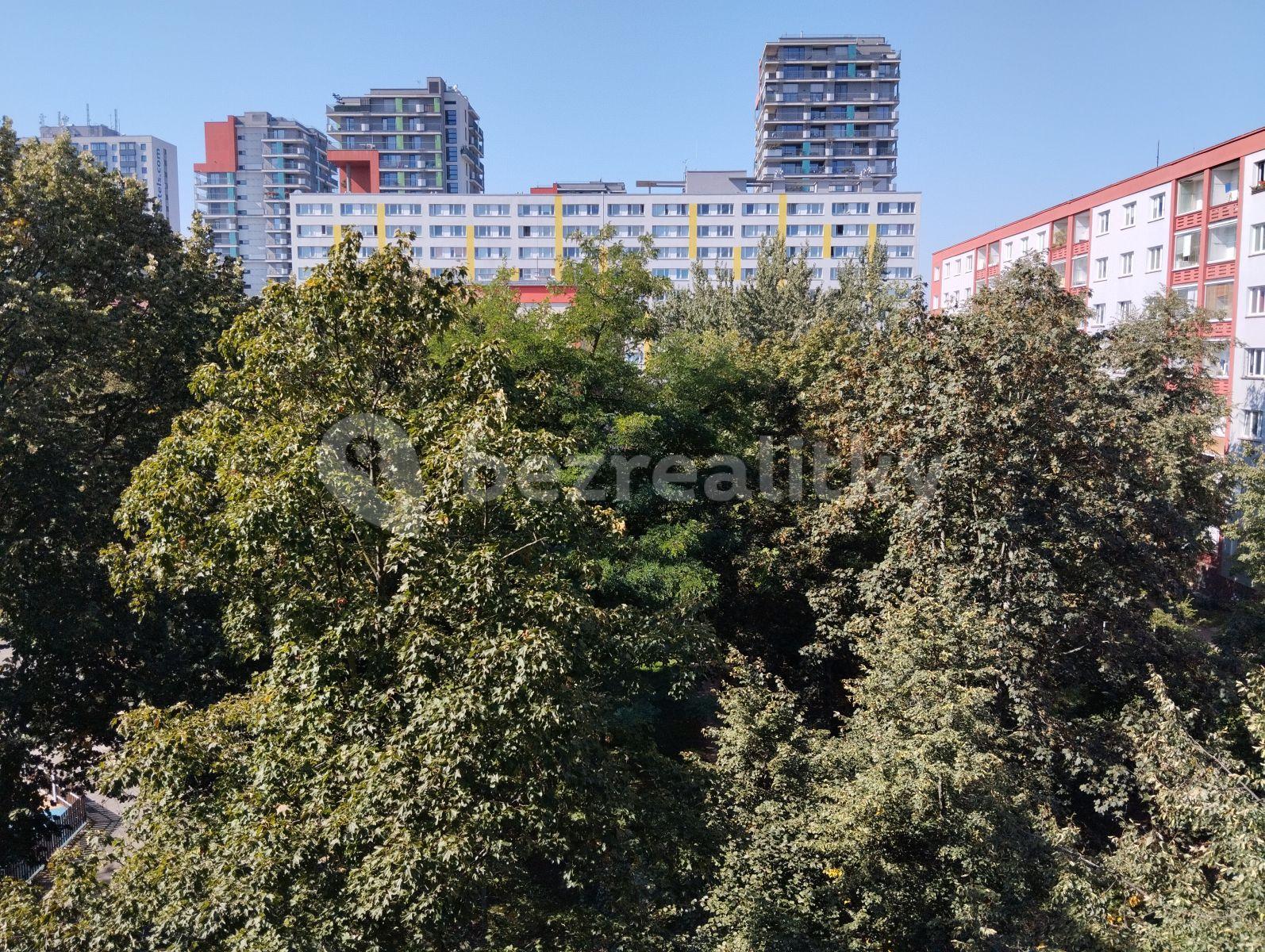 2 bedroom flat to rent, 52 m², Přistoupimská, Prague, Prague