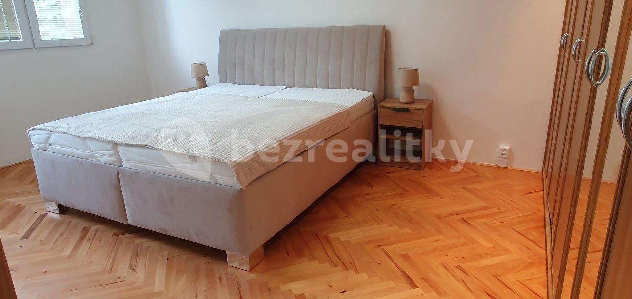 3 bedroom flat to rent, 78 m², Brechtova, Brno, Jihomoravský Region