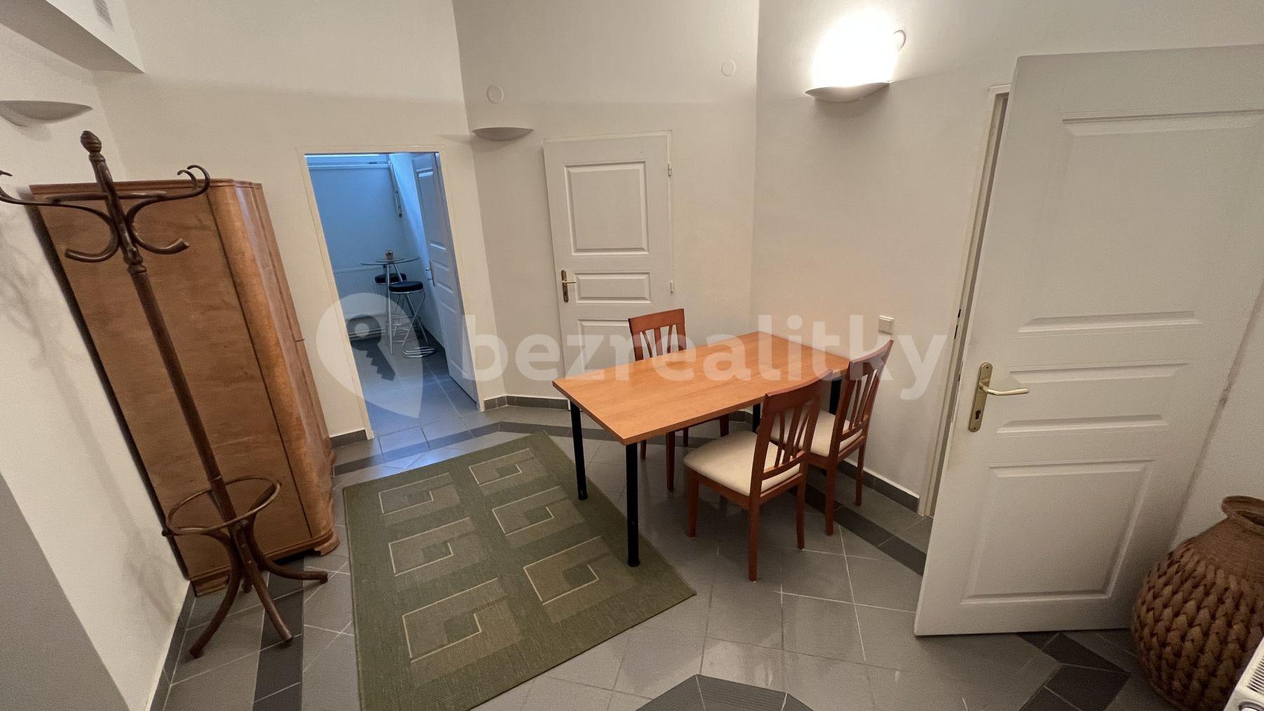 flat to rent, 80 m², Cetyňská, Prague, Prague