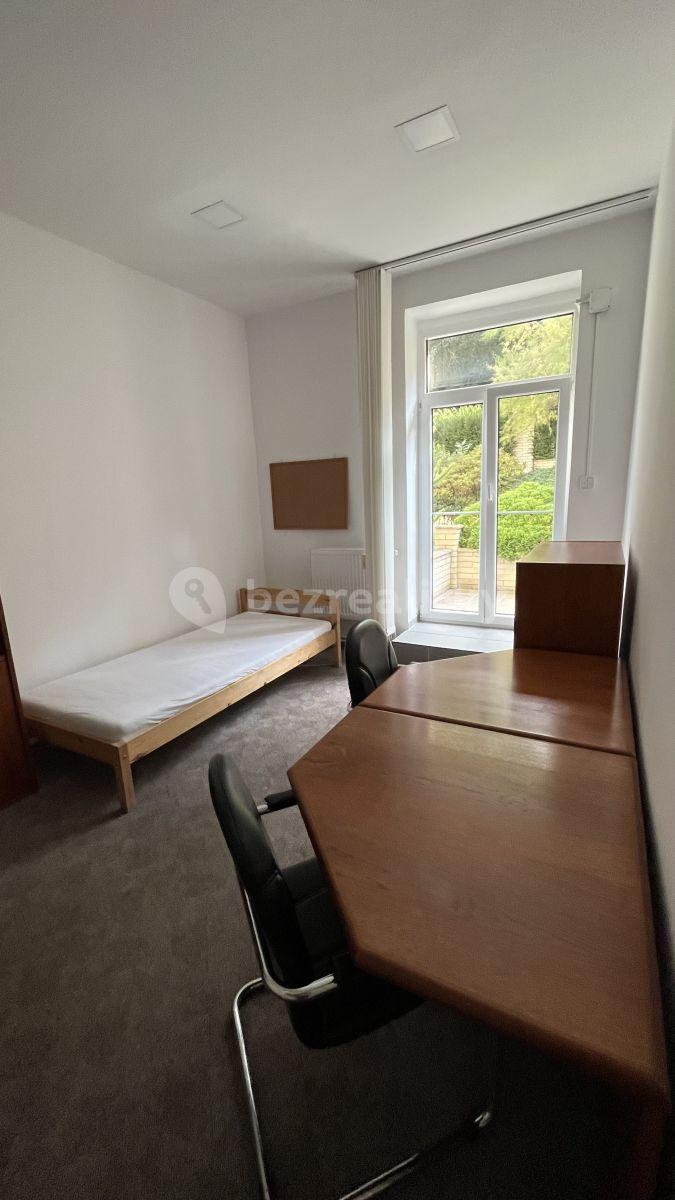 flat to rent, 80 m², Cetyňská, Prague, Prague